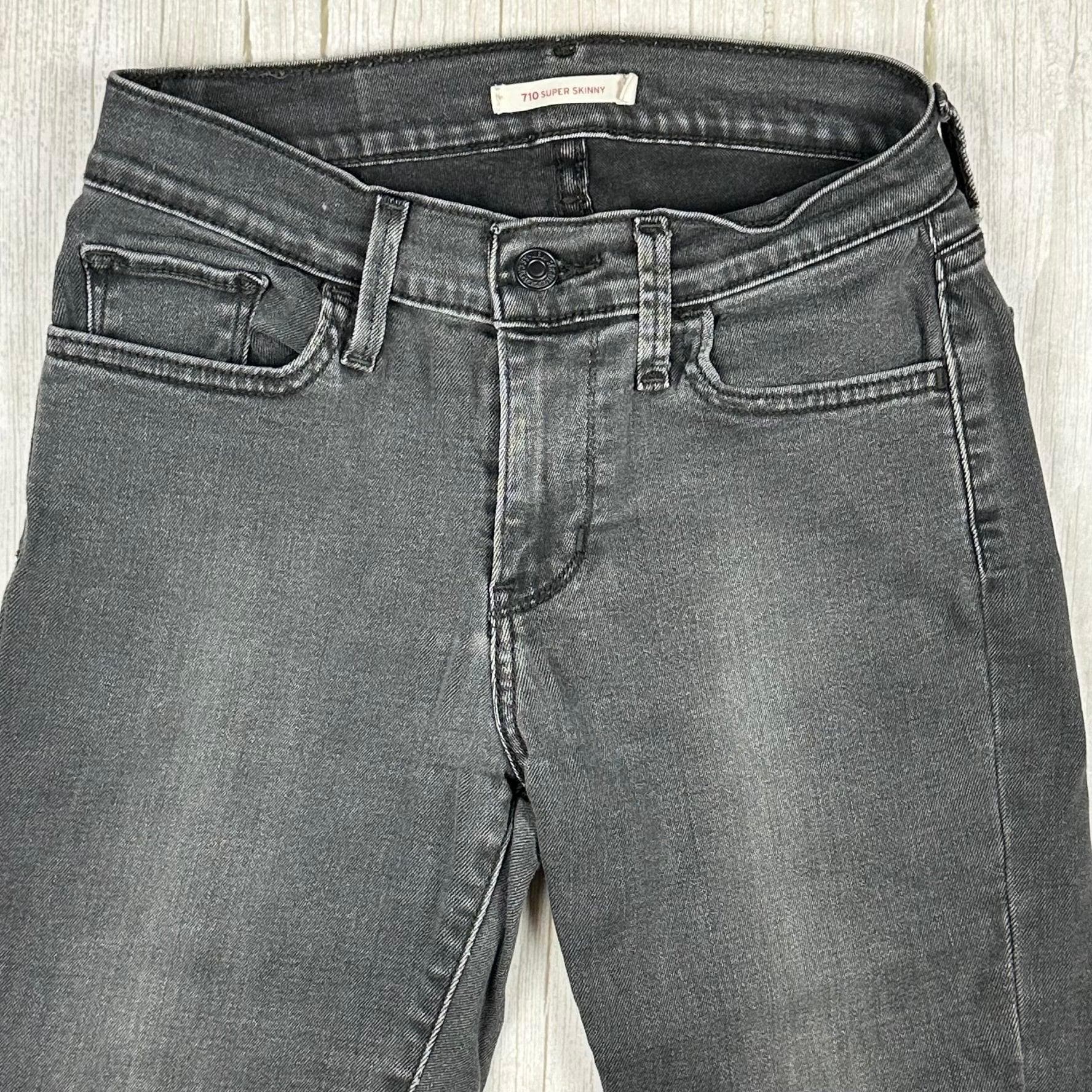 Levis 710 Super Skinny Mid Rise Faded Black Jeans - Size 28 — photo 4 of 5