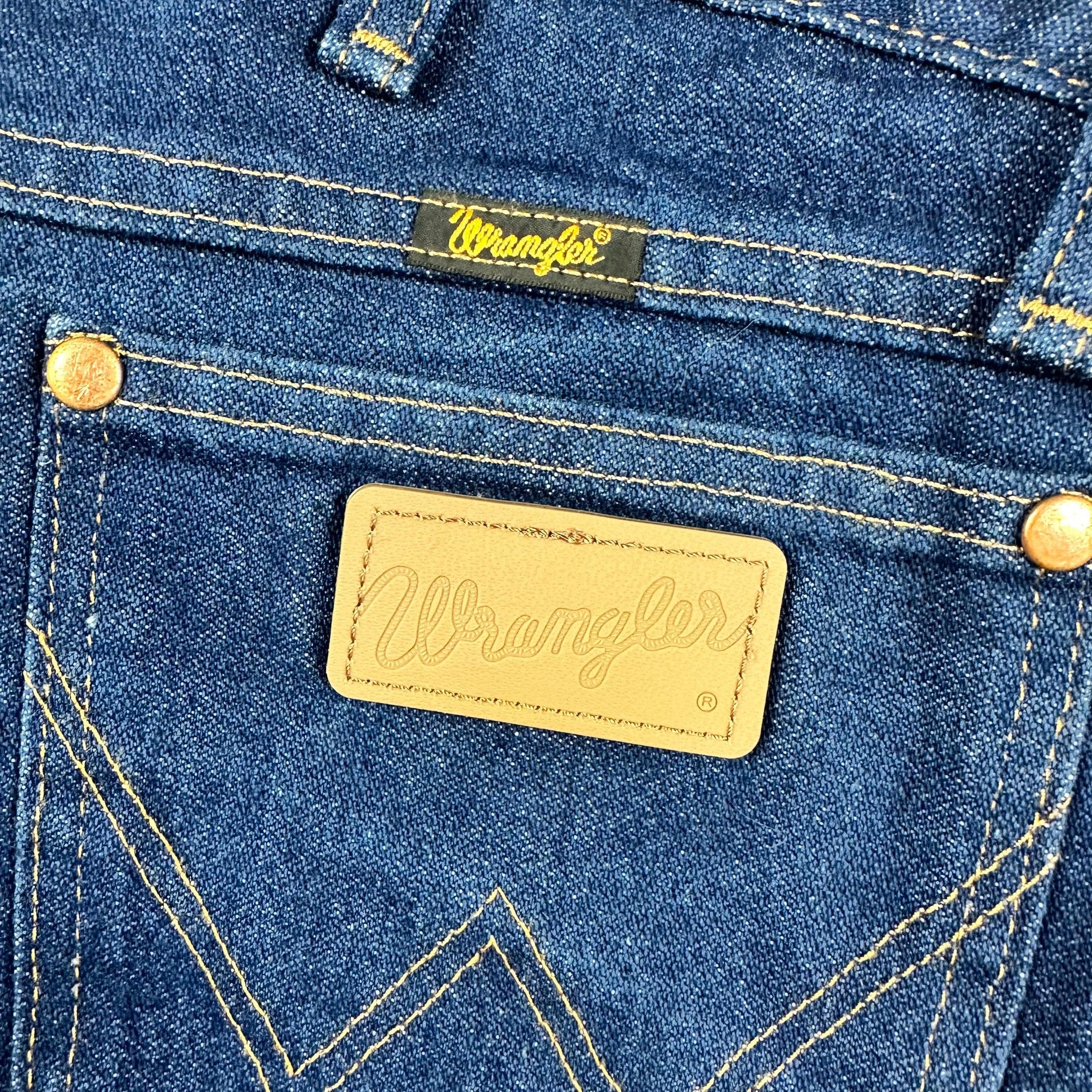 Wrangler Classic Straight Mens Jeans - Size 32/30 — photo 6 of 7
