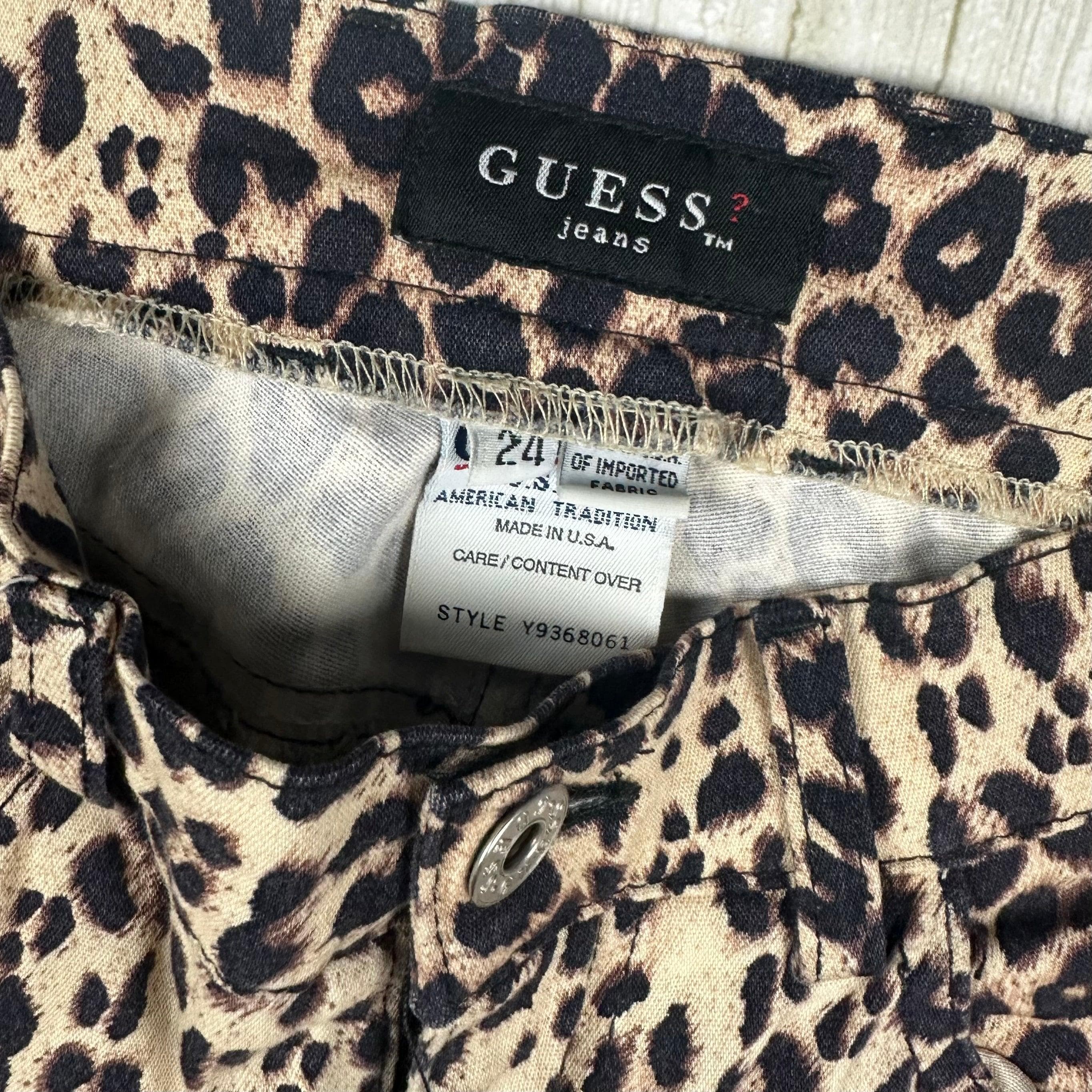 Guess 90's Ladies Leopard Print Bootflare Jeans - Size 6 — photo 6 of 7