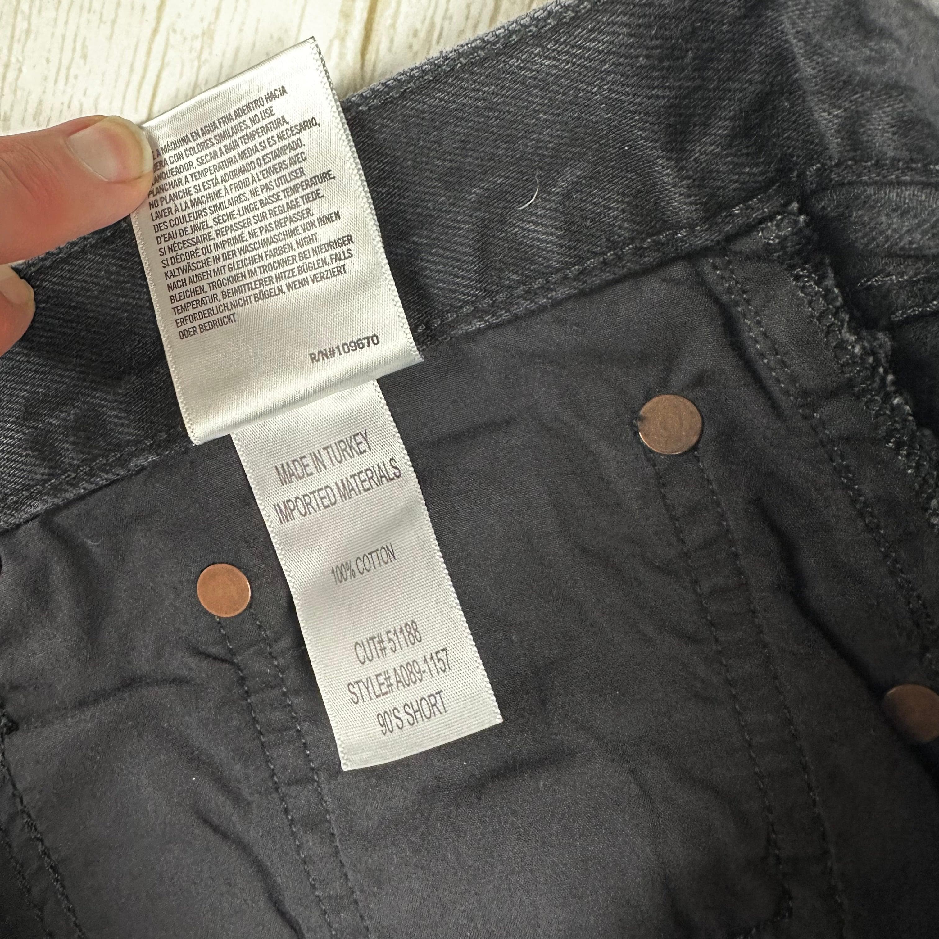 AGOLDE '90's Shorts' Boyfriend Denim Shorts- Size 32 or 14 — photo 8 of 8