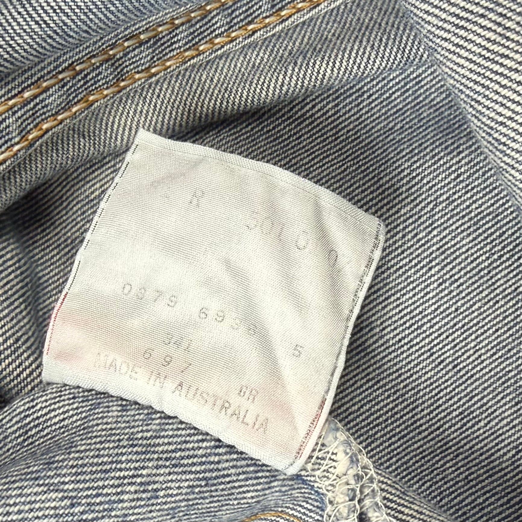 Vintage 90's Aussie Made Levi 501 Classic Jeans -Suit Size 30 — photo 4 of 7