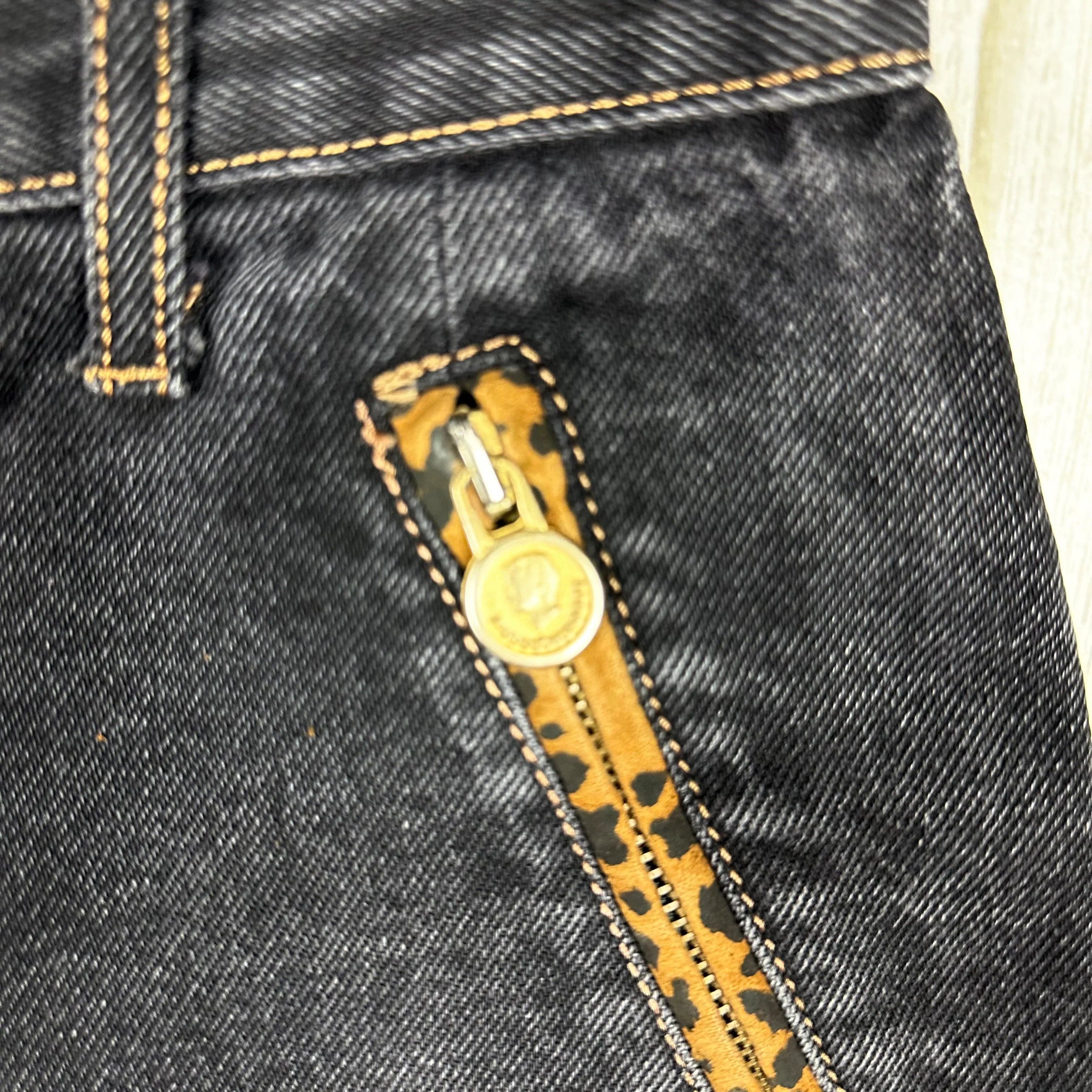 Roccobarocco Vintage Italian 90's Mom Fit Jeans -Size 7/8 — photo 7 of 9