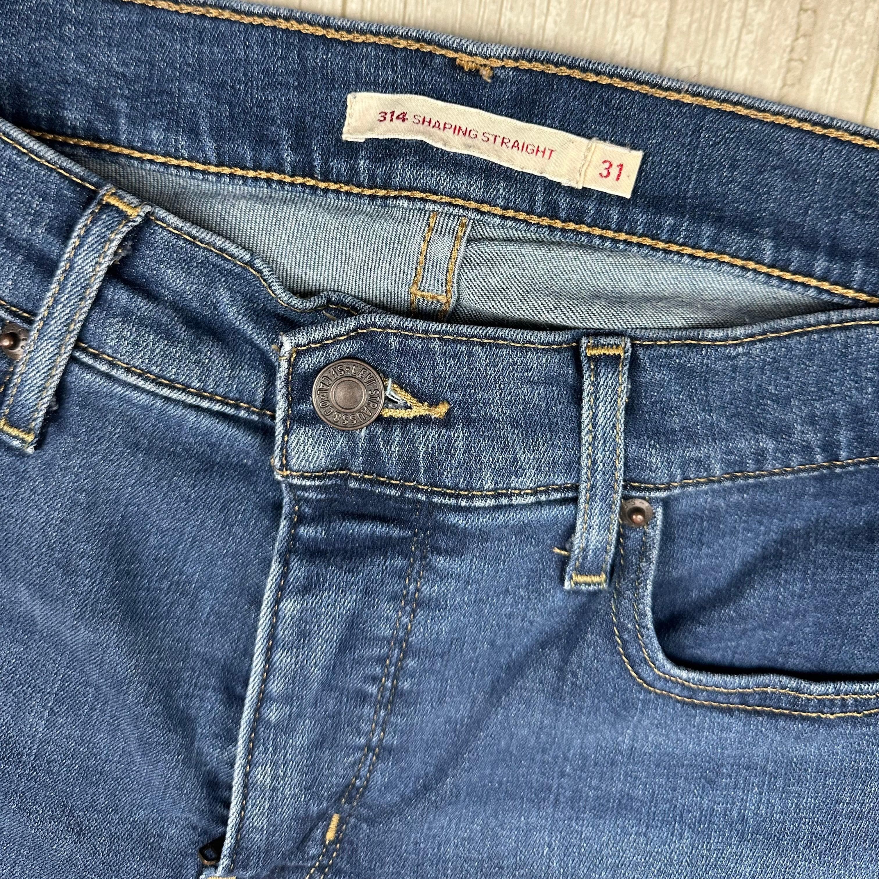 Levis 314 Shaping Ladies Straight Jeans - Size 31 (13AU) — photo 5 of 7