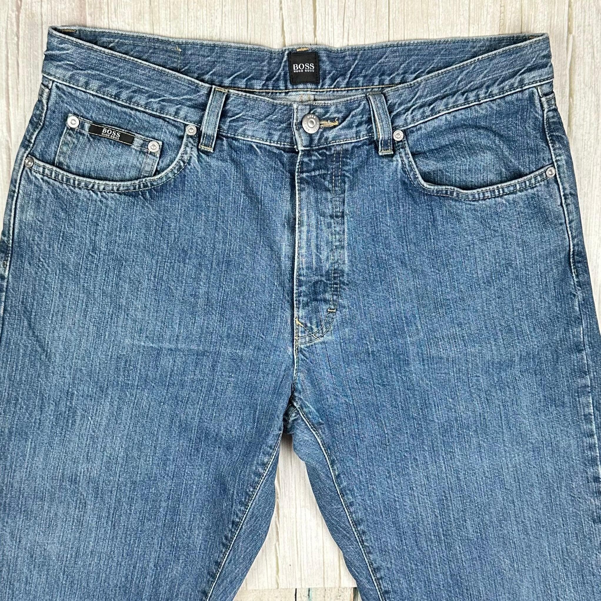 Hugo Boss Men's 'Arkansas' Classic Fit Jeans - Size 36S — photo 5 of 7
