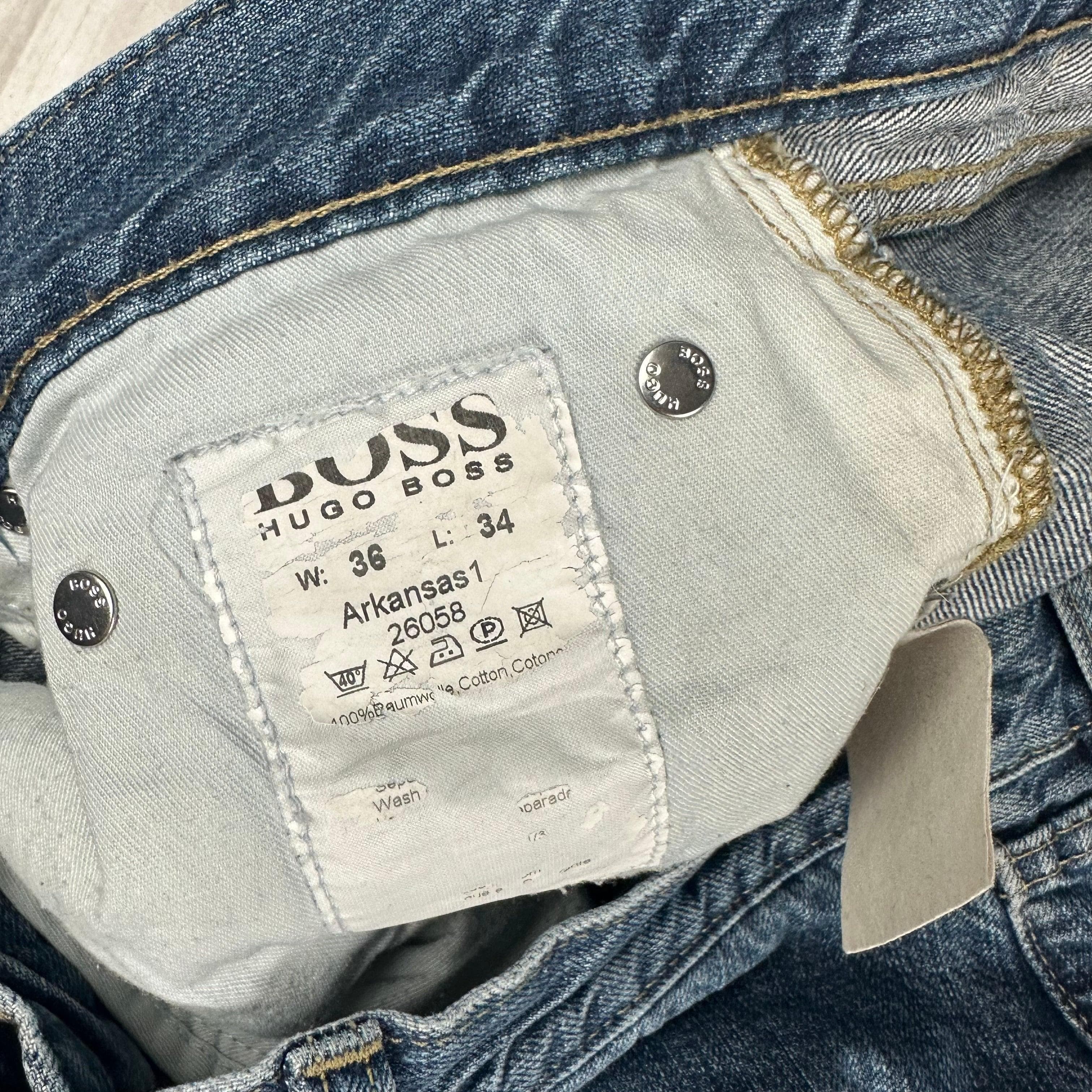 Hugo Boss Men's 'Arkansas' Classic Fit Jeans - Size 36S — photo 6 of 7
