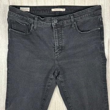 Levis 312 Shaping Slim Mid Rise Aged Black Jeans - Size 32" or 14AU — photo 3 of 7