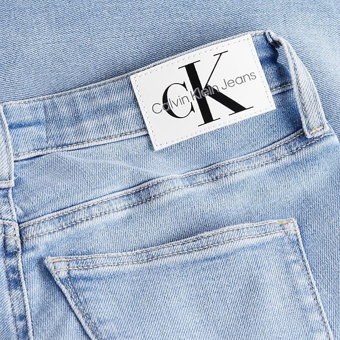 NWT - Calvin Klein Ladies High Rise Skinny- Size 25 — photo 4 of 5