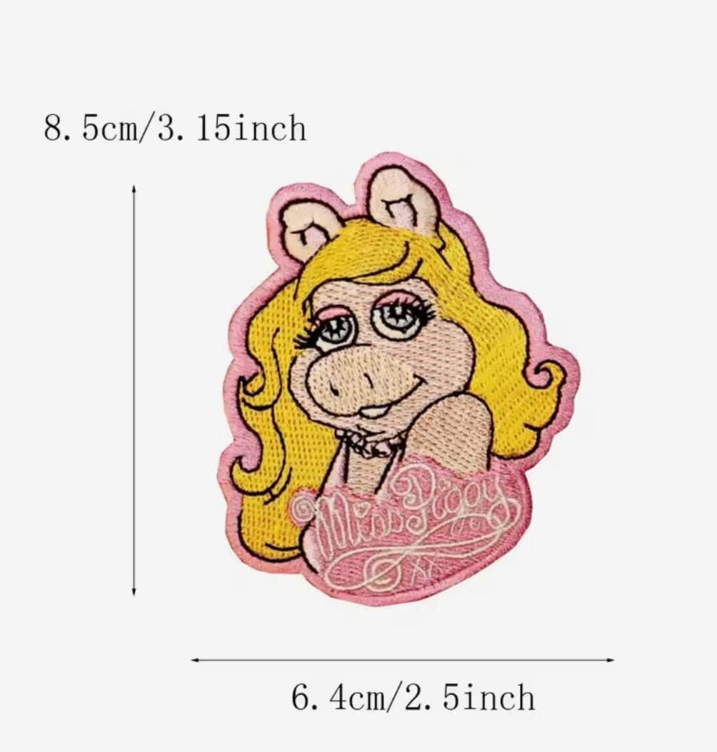 Miss Piggy - Embroidered Iron On Patch — photo 2 of 3