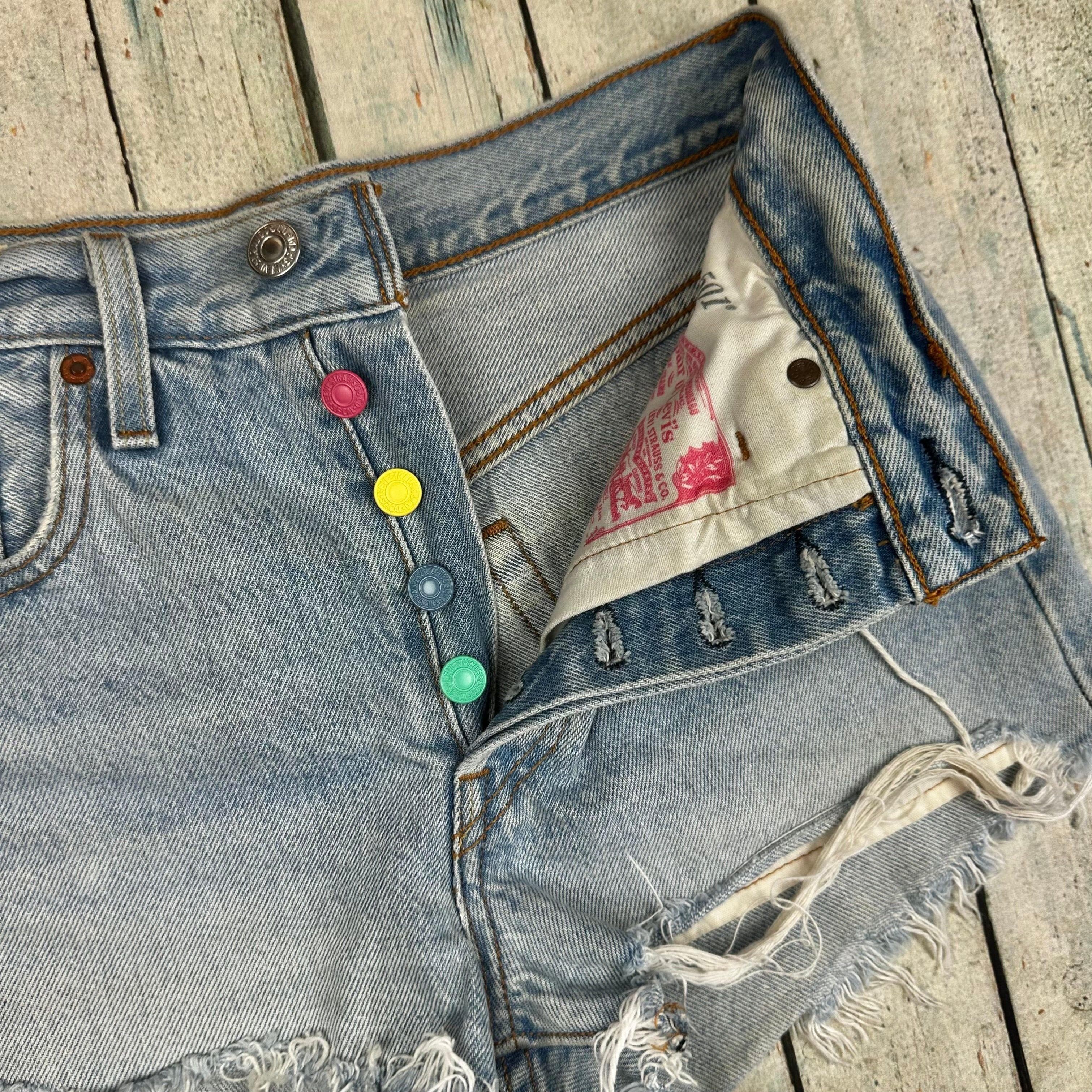 Levis 501 Ladies Rainbow Button Denim Shorts - Size 24 — photo 3 of 6