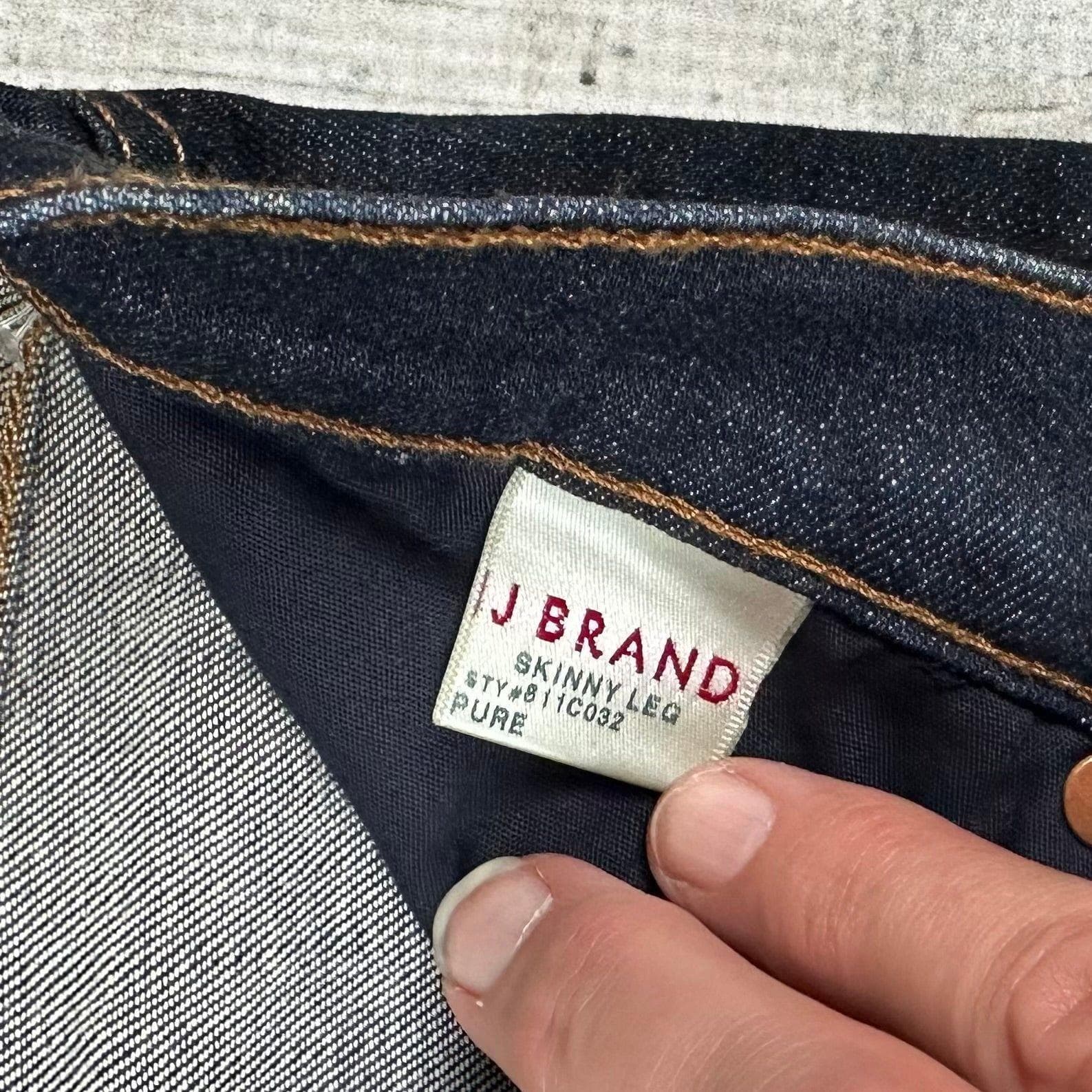 J Brand Mid Waist Skinny Pure Wash Jeans - Size 26 — photo 5 of 6