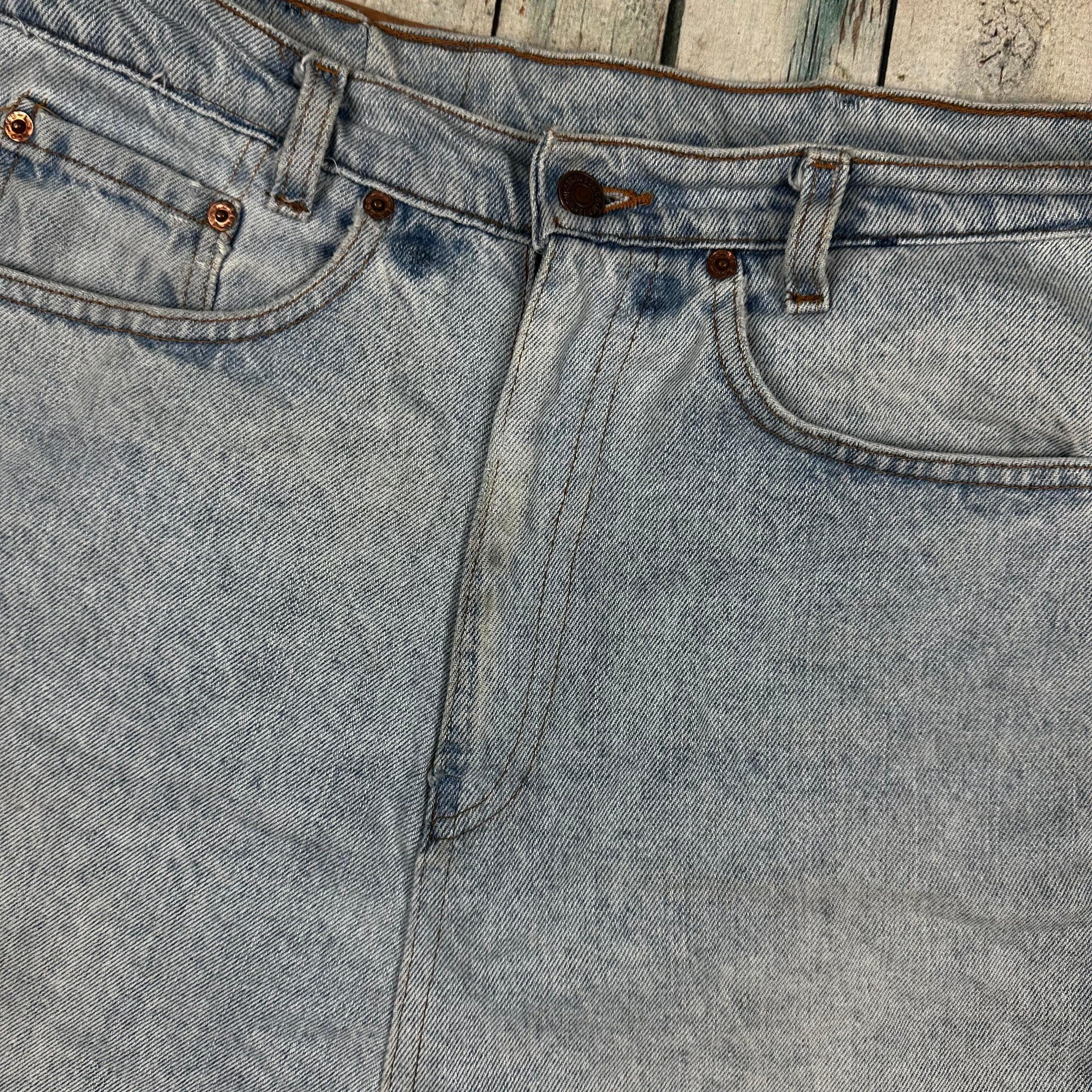 Levis 550 Ladies Distressed Denim Skirt ( Reworked) - Size 10 — photo 4 of 5