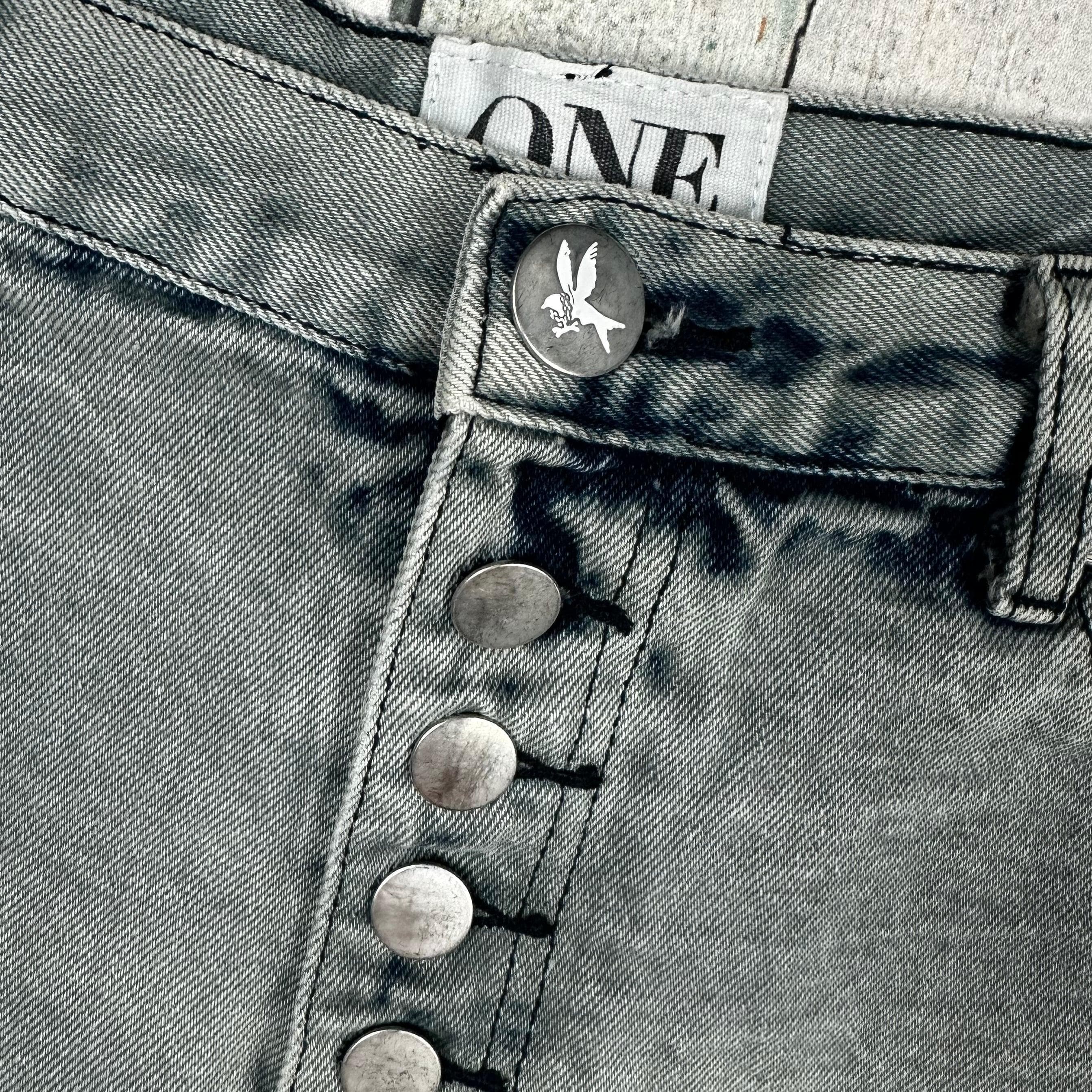 One Teaspoon 'Rollers' Exposed Button Fly Denim Shorts - Size 27" — photo 4 of 6