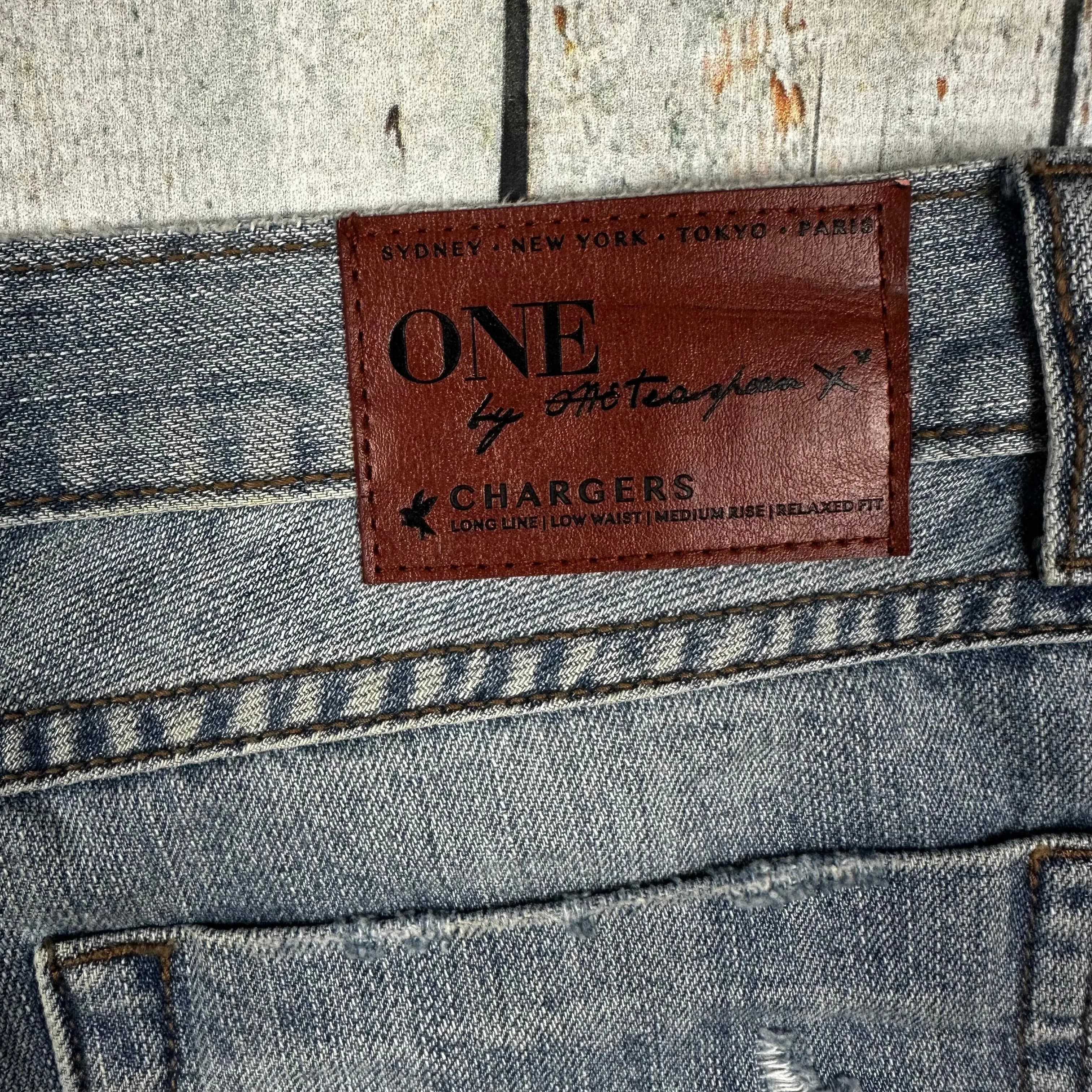 One X One Teaspoon 'Chargers' Destroyed Denim Shorts - Size 26" — photo 5 of 6