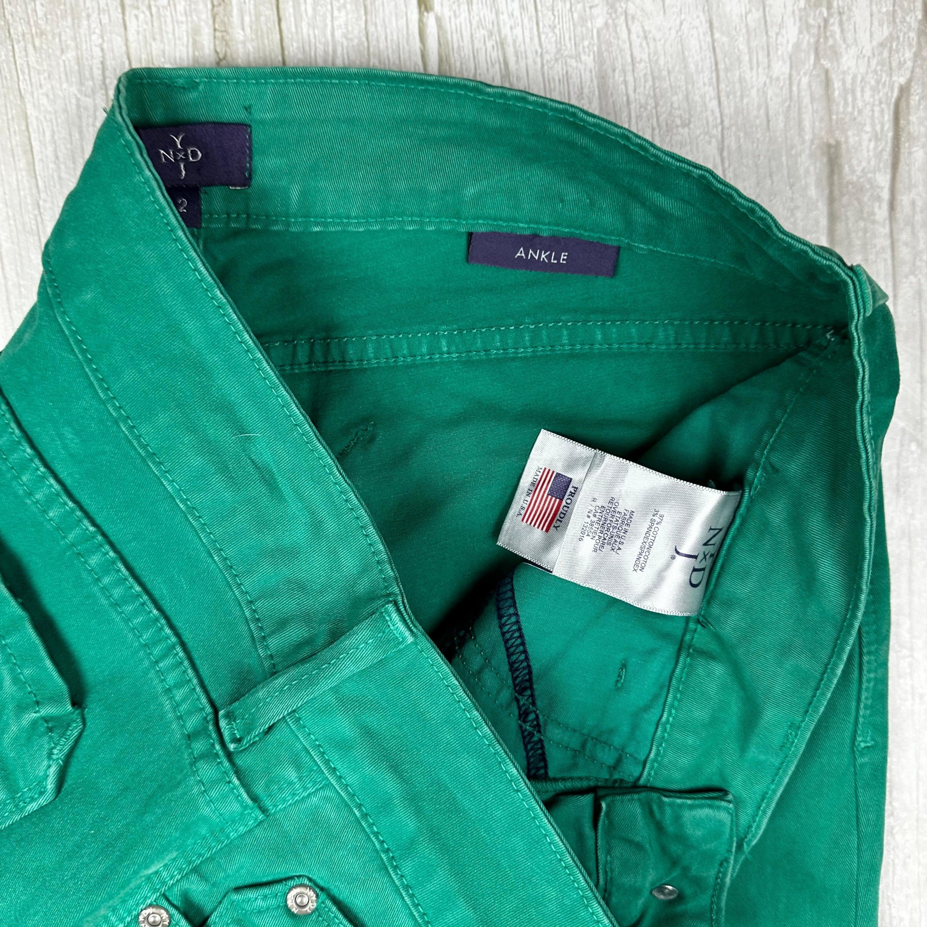 NYDJ Fitted 'Ankle' Jeans in Emerald -Size 2 US or suit 8 AU — photo 5 of 6