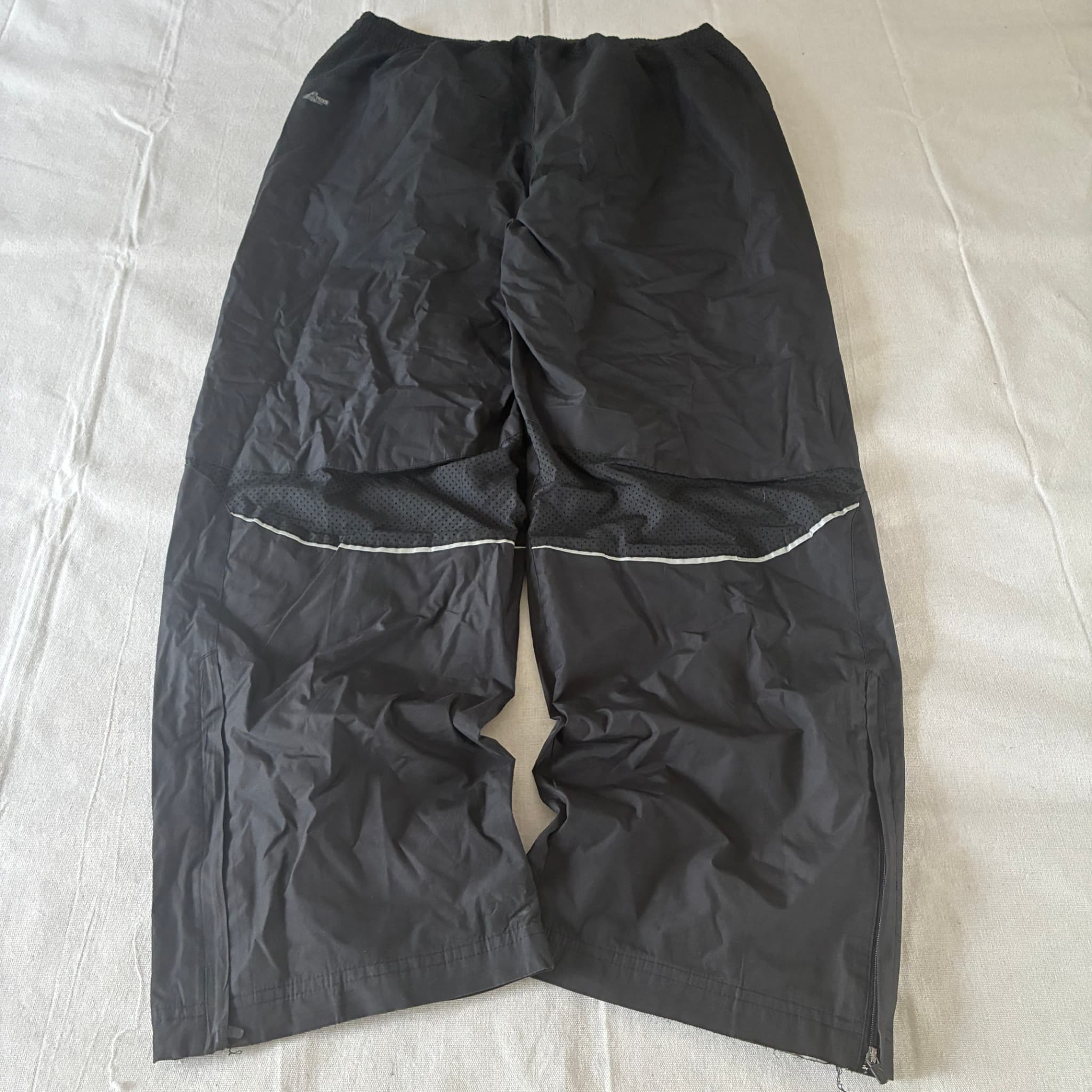 Adidas Men's Black Nylon Track Pants With Reflective Details Size XXL — photo 4 of 10