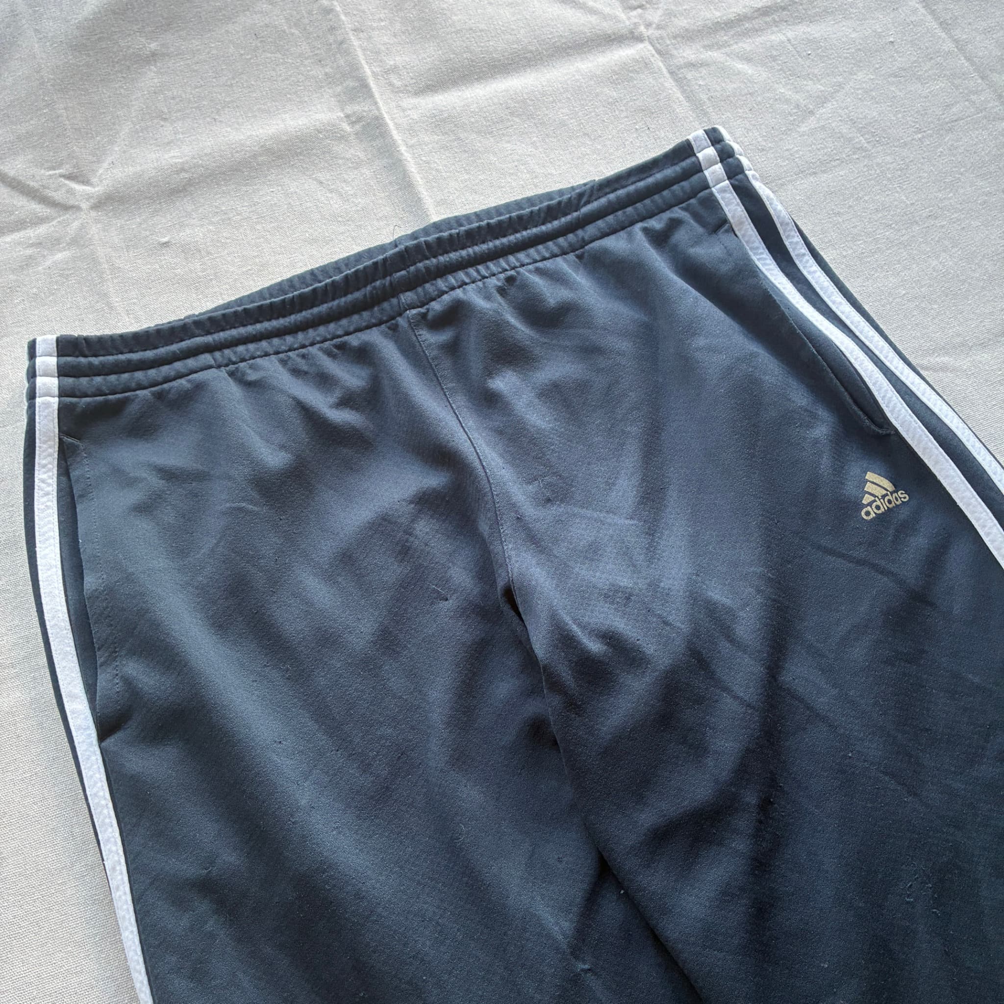Adidas Men's Black Three-Stripe Track Pants Size M — photo 3 of 11