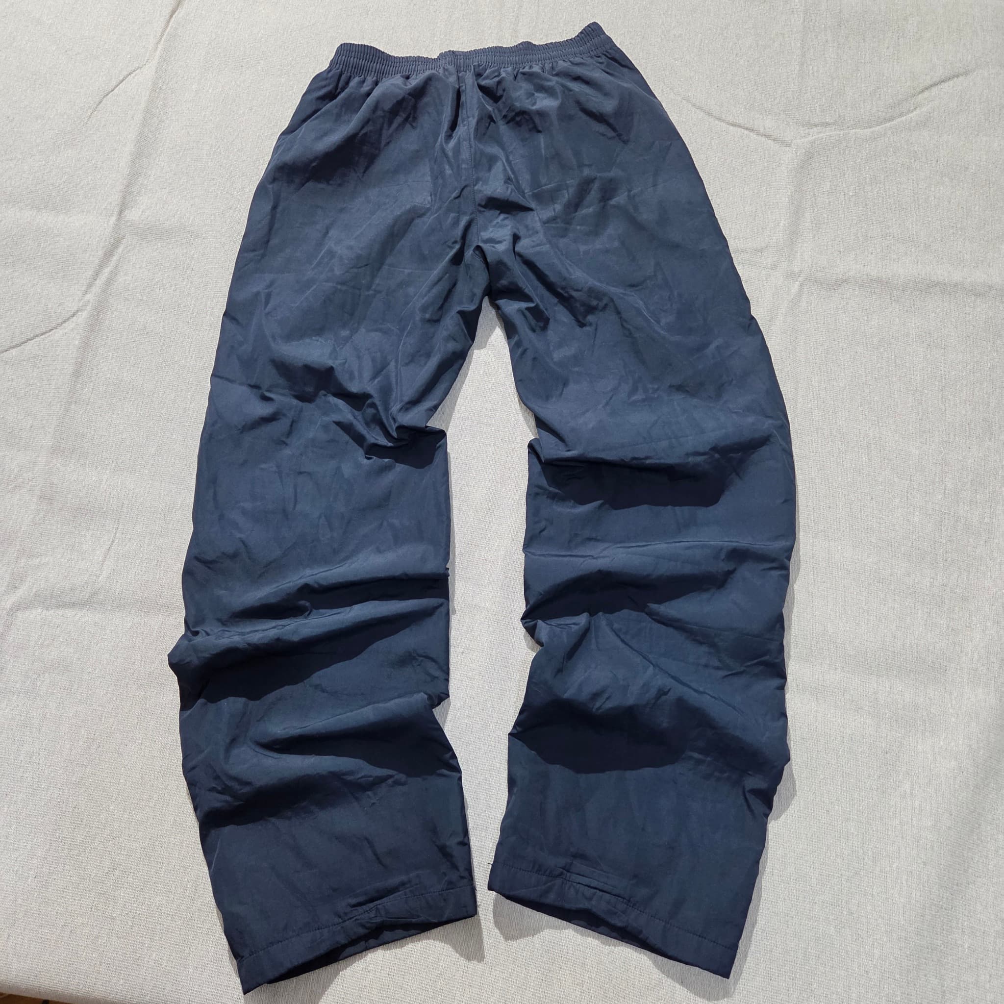 Adidas Vintage 2000s Baggy Nylon Track Pants Navy Pink — photo 7 of 8