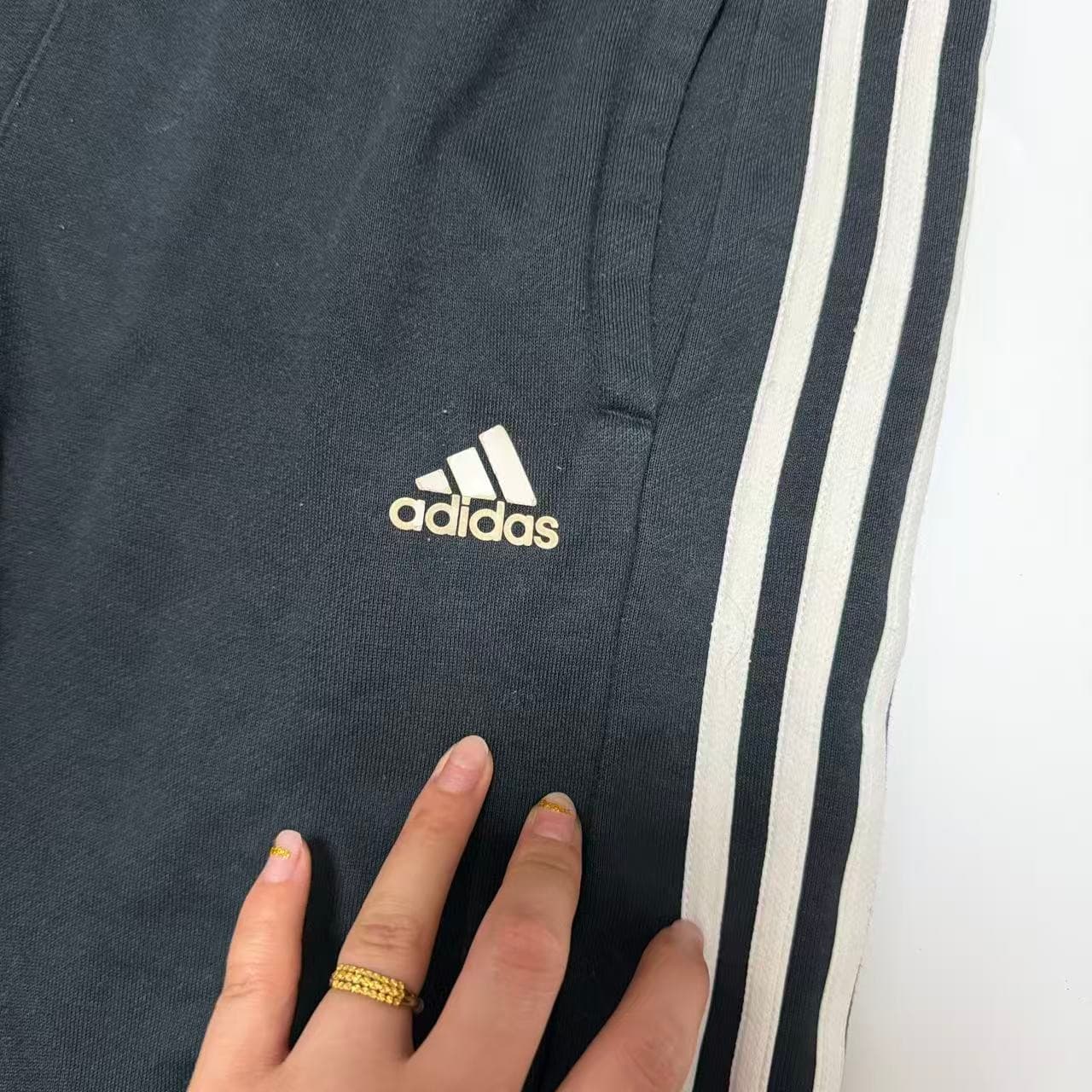 Adidas Vintage 2000s Black Wide Leg Track Pants — photo 3 of 12