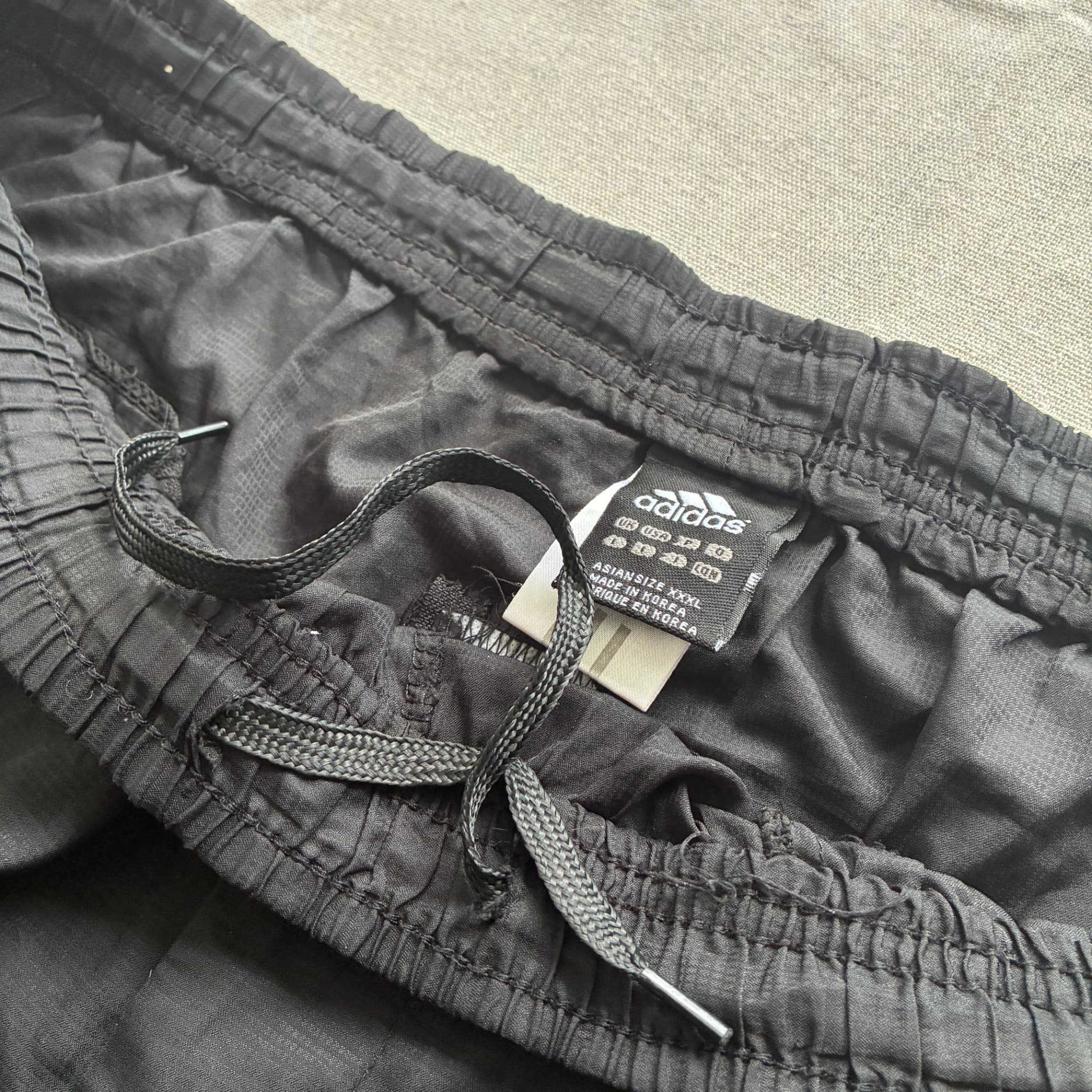 Adidas Vintage Nylon Track Pants Black Baggy 2000s Release — photo 4 of 11