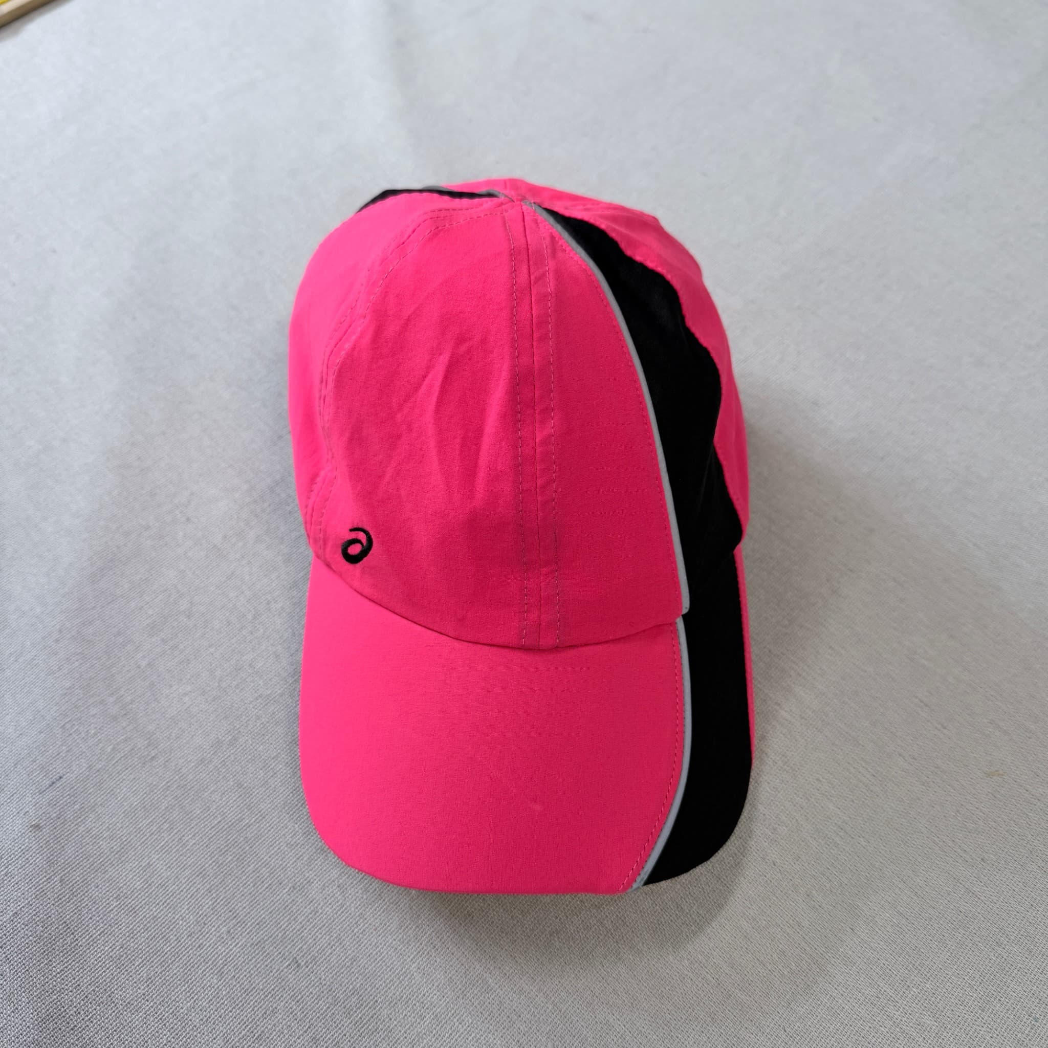 Asics Performance Running Cap Pink Black Unisex OSFM — photo 2 of 6