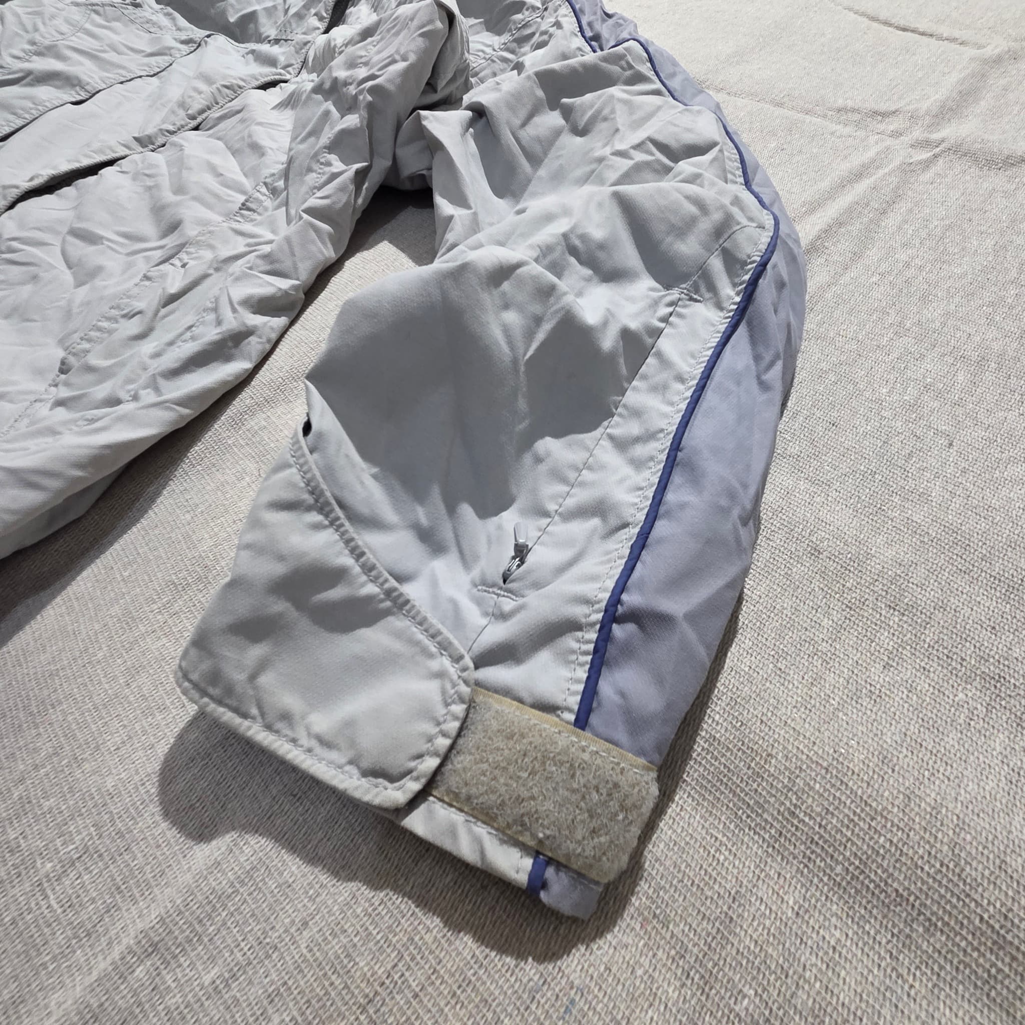 Columbia Sportswear Women's Lightweight Rain Jacket Grey Blue XS — photo 3 of 11