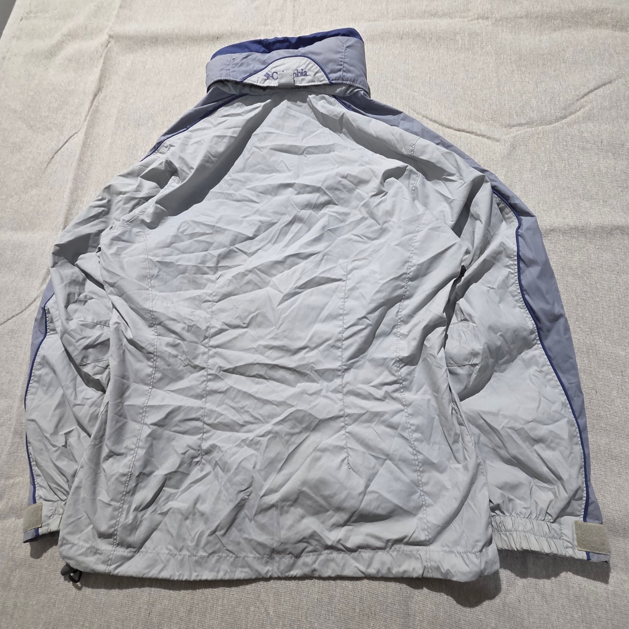 Columbia Sportswear Women's Lightweight Rain Jacket Grey Blue XS — photo 7 of 11