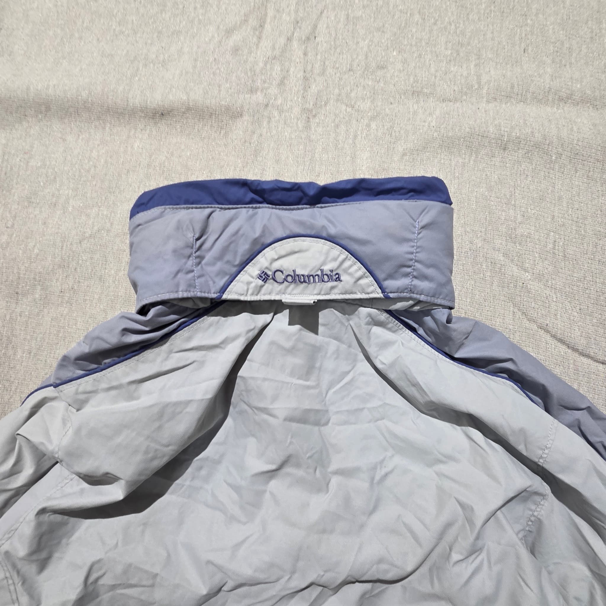 Columbia Sportswear Women's Lightweight Rain Jacket Grey Blue XS — photo 9 of 11