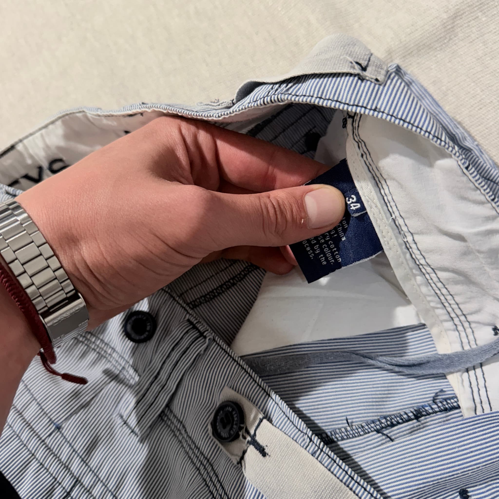 Henleys Men's Cargo Shorts Blue White Striped Baggy Vintage 2000s Size 34 — photo 6 of 8