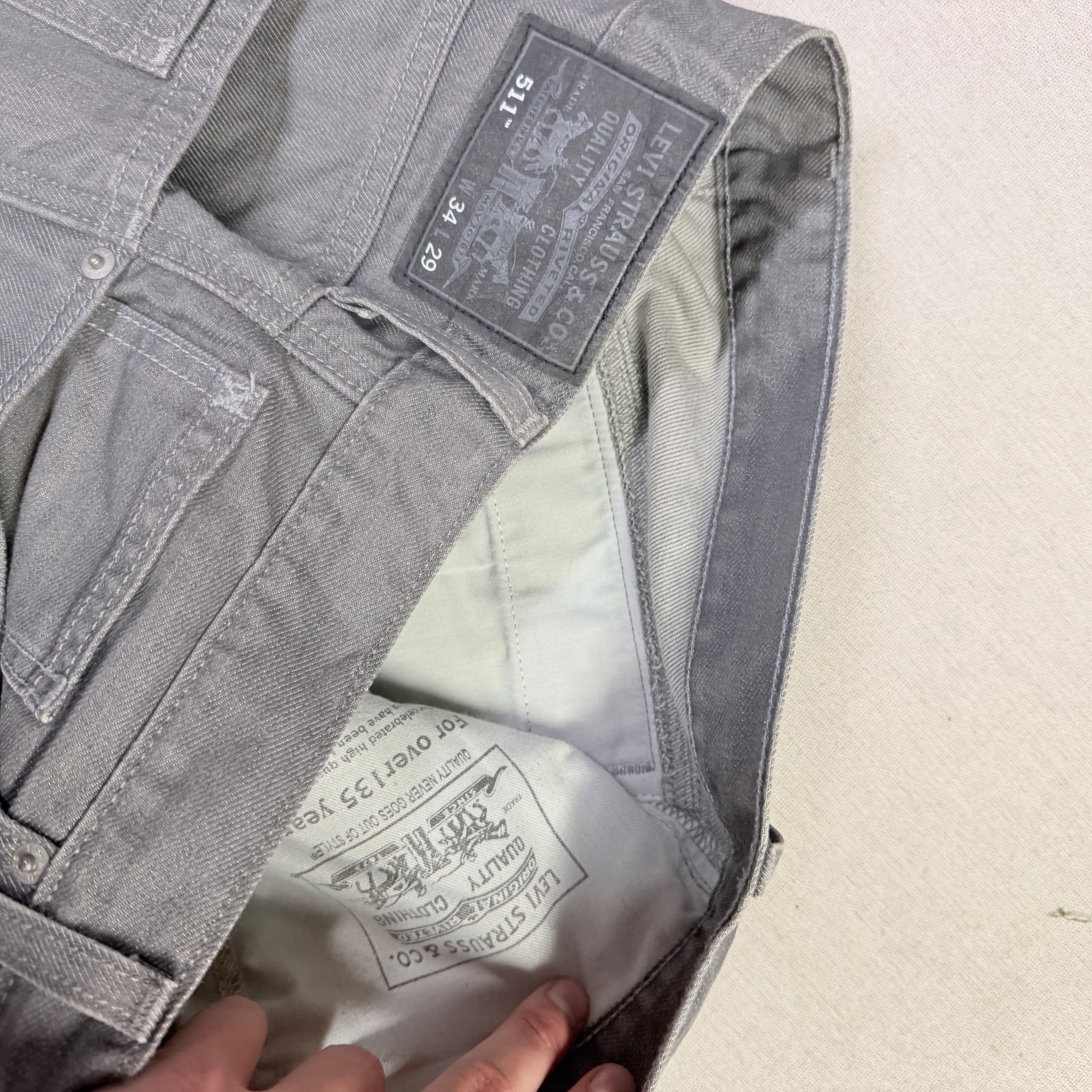 Levi's 511 Skinny Grey Denim Jeans Men's Size 34x29 — photo 7 of 8
