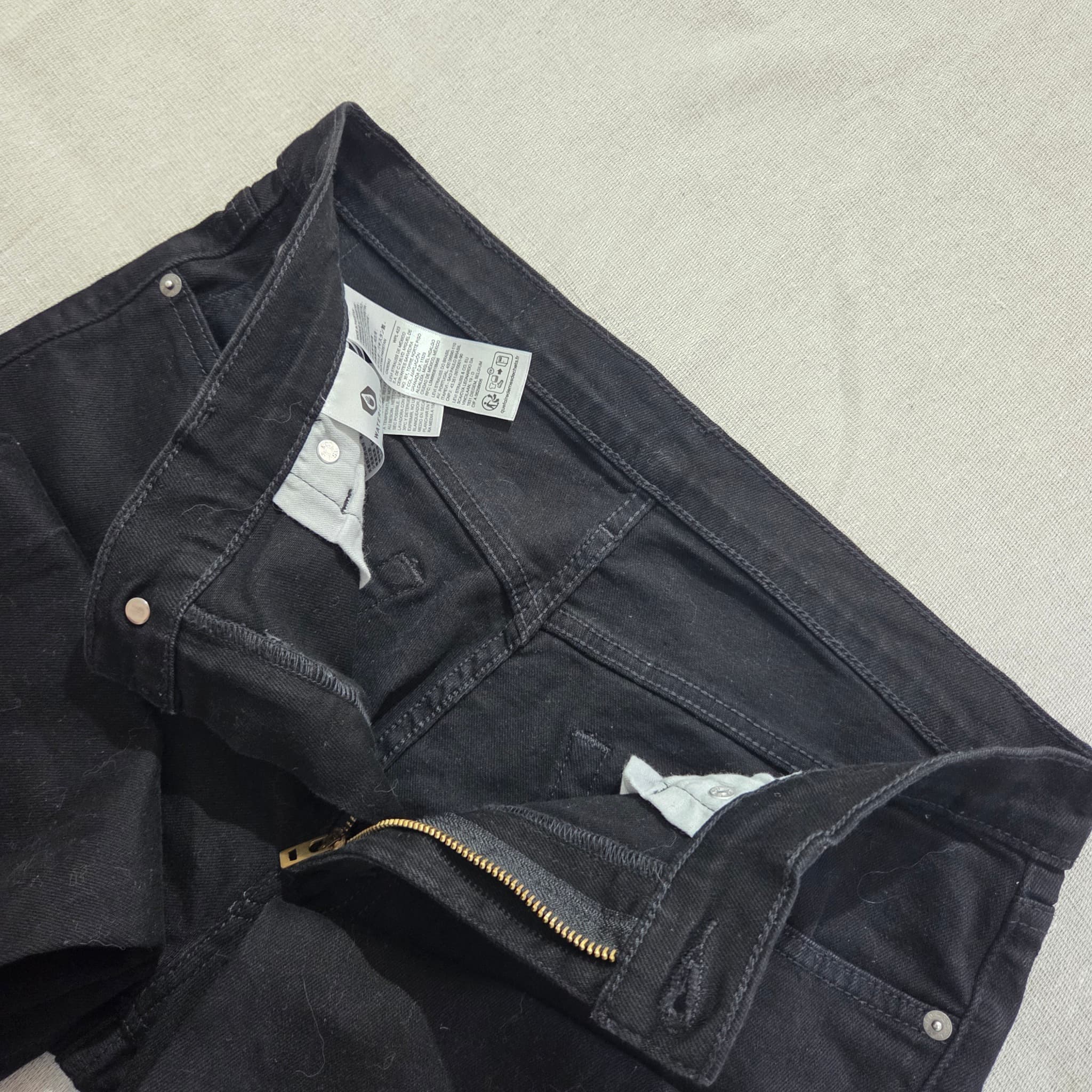 Levi's 541 Athletic Taper Black Jeans — photo 5 of 10