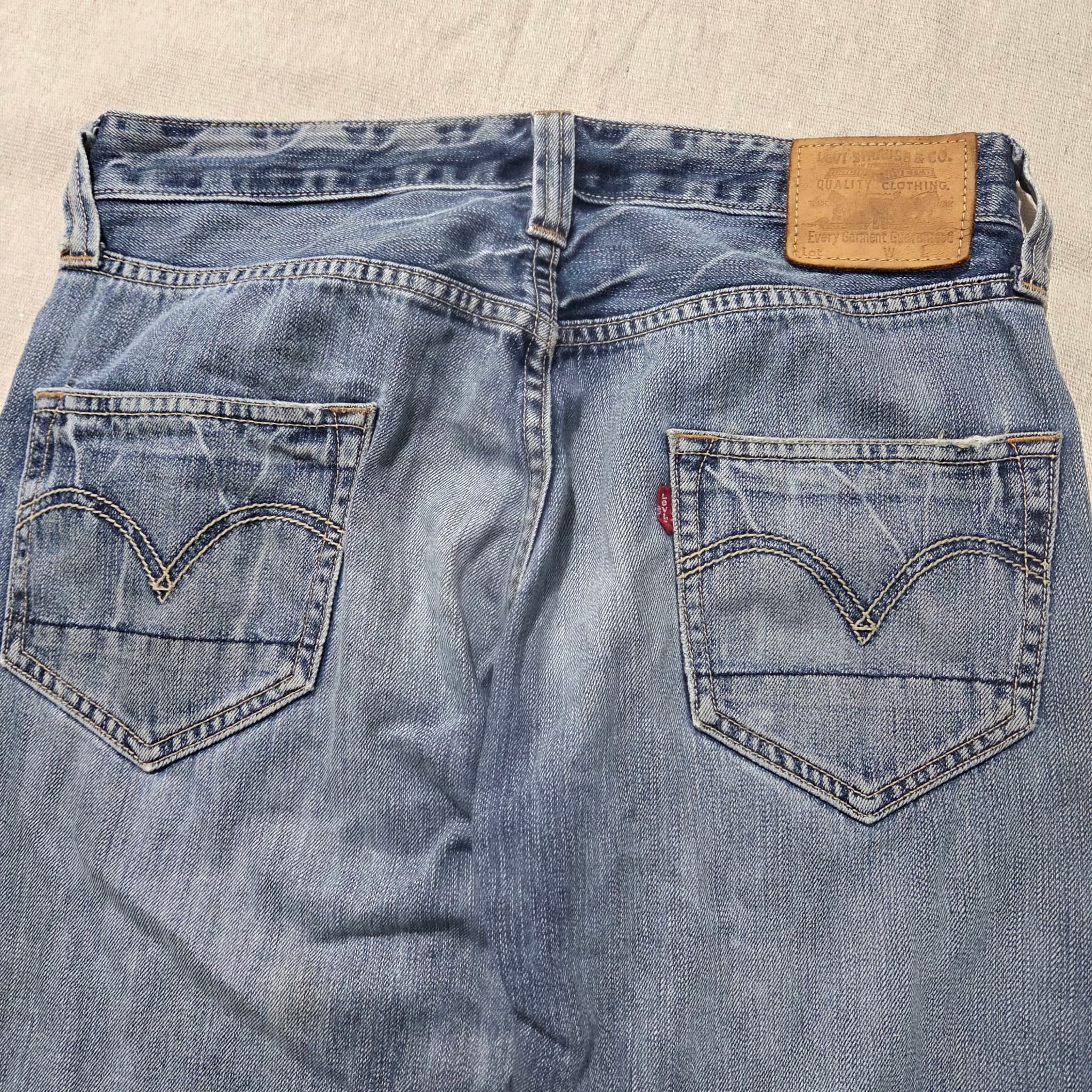 Levi's Men's Distressed Blue Denim Jeans — photo 8 of 9