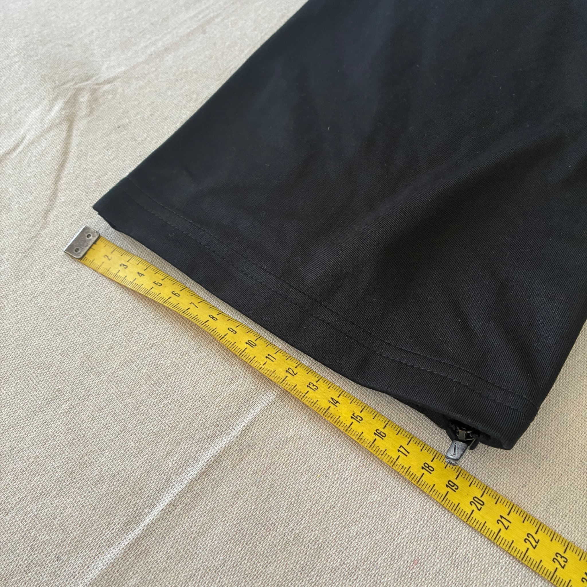 Nike Dri-FIT Men's Black Training Pants With Zippered Cuffs Size Large — photo 10 of 12