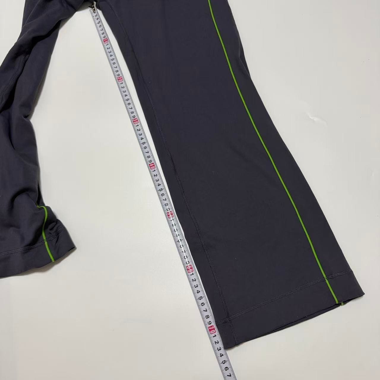 Nike Dri-Fit Women's Yoga Flare Pants Black Green — photo 7 of 10
