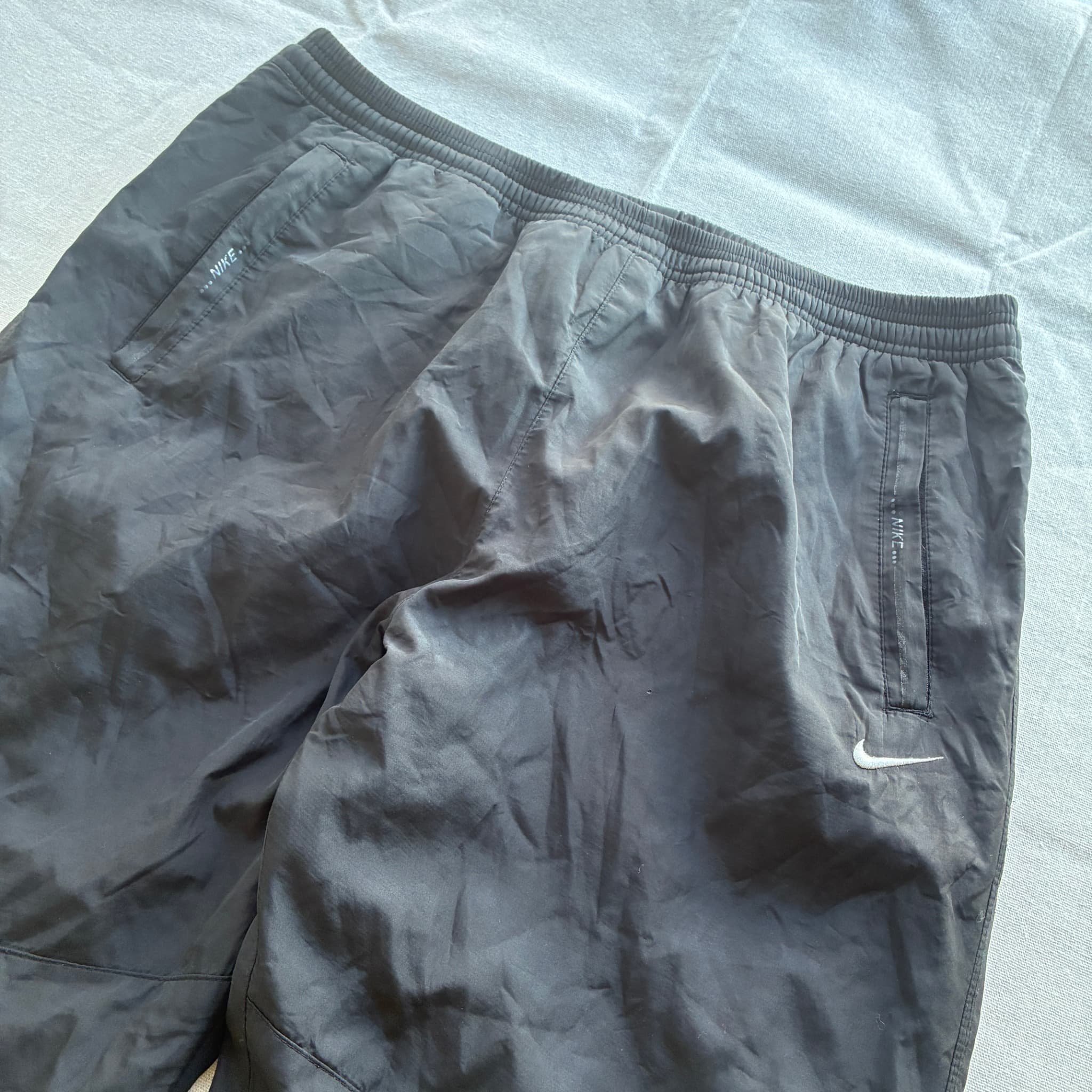 Nike Men's Black Nylon Track Pants Baggy Vintage 2000s Release — photo 3 of 11