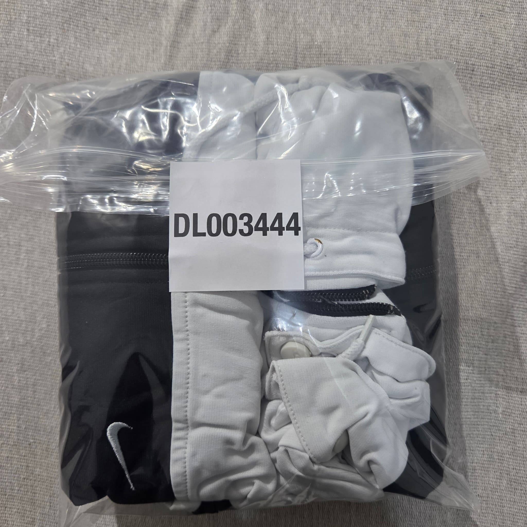 Nike Men's Colorblock Full-Zip Hoodie — photo 9 of 9