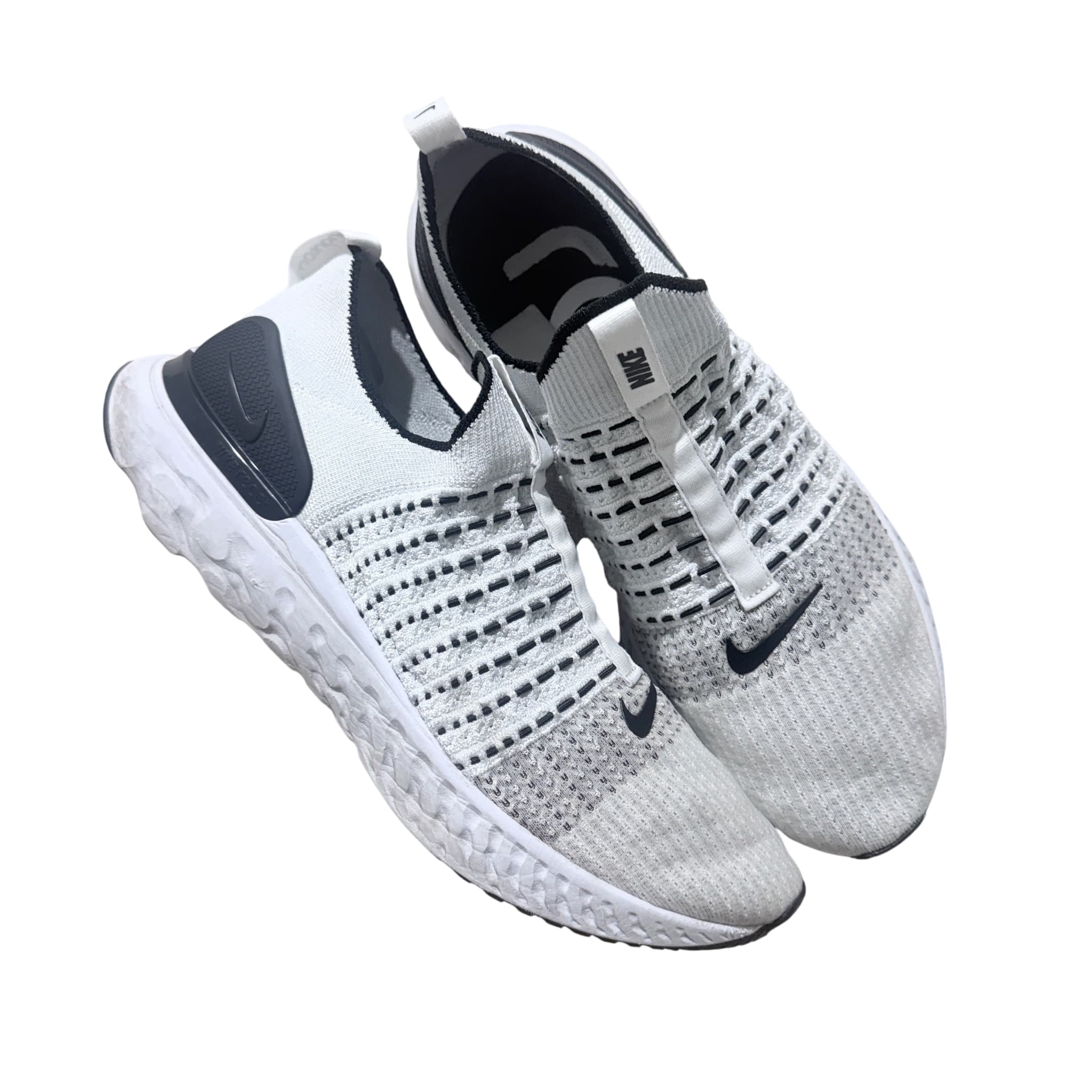 Nike Phantom React Flyknit White Black Sneakers — photo 1 of 8