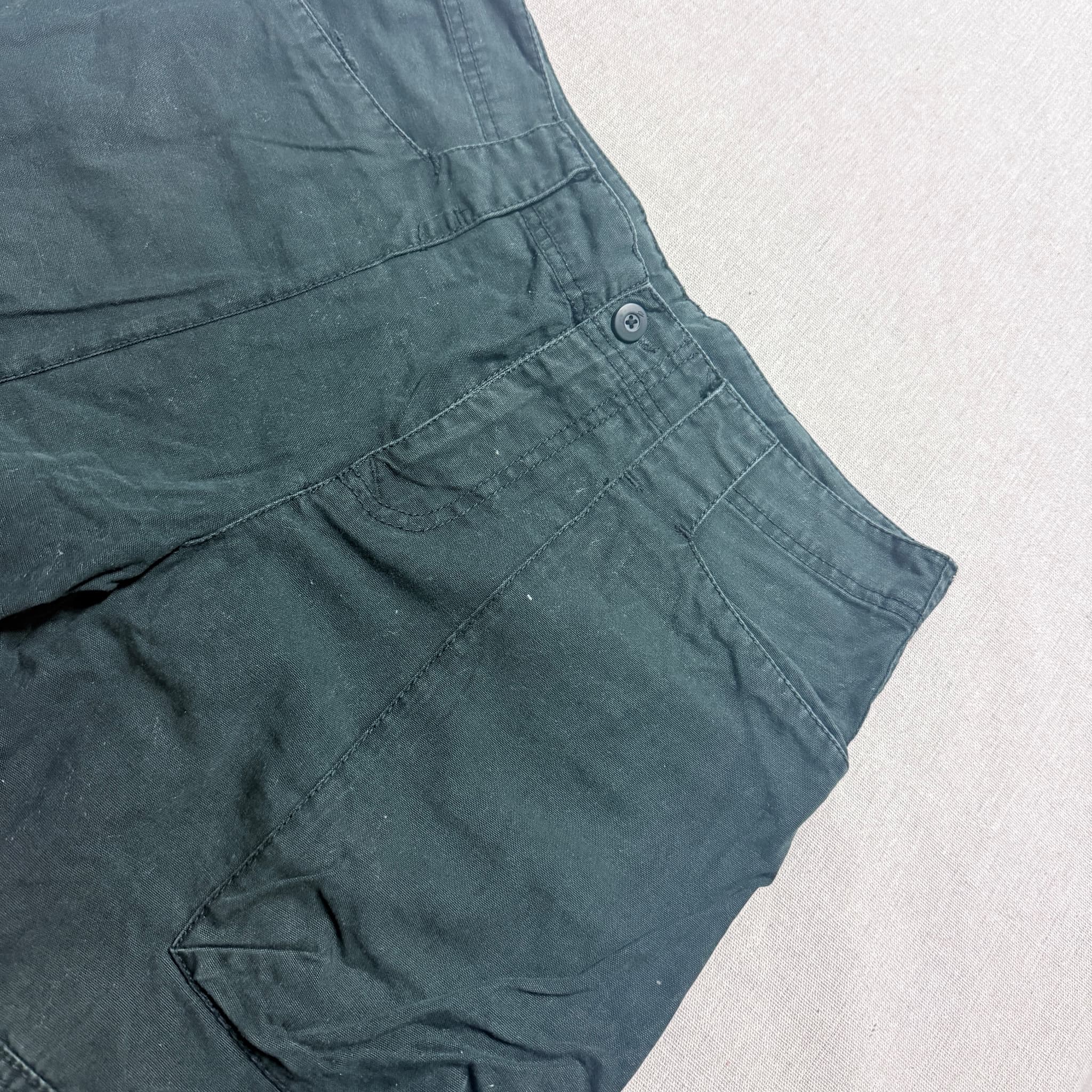 Nike Sportswear Men's Utility Cargo Shorts Dark Green Size 29 — photo 2 of 7
