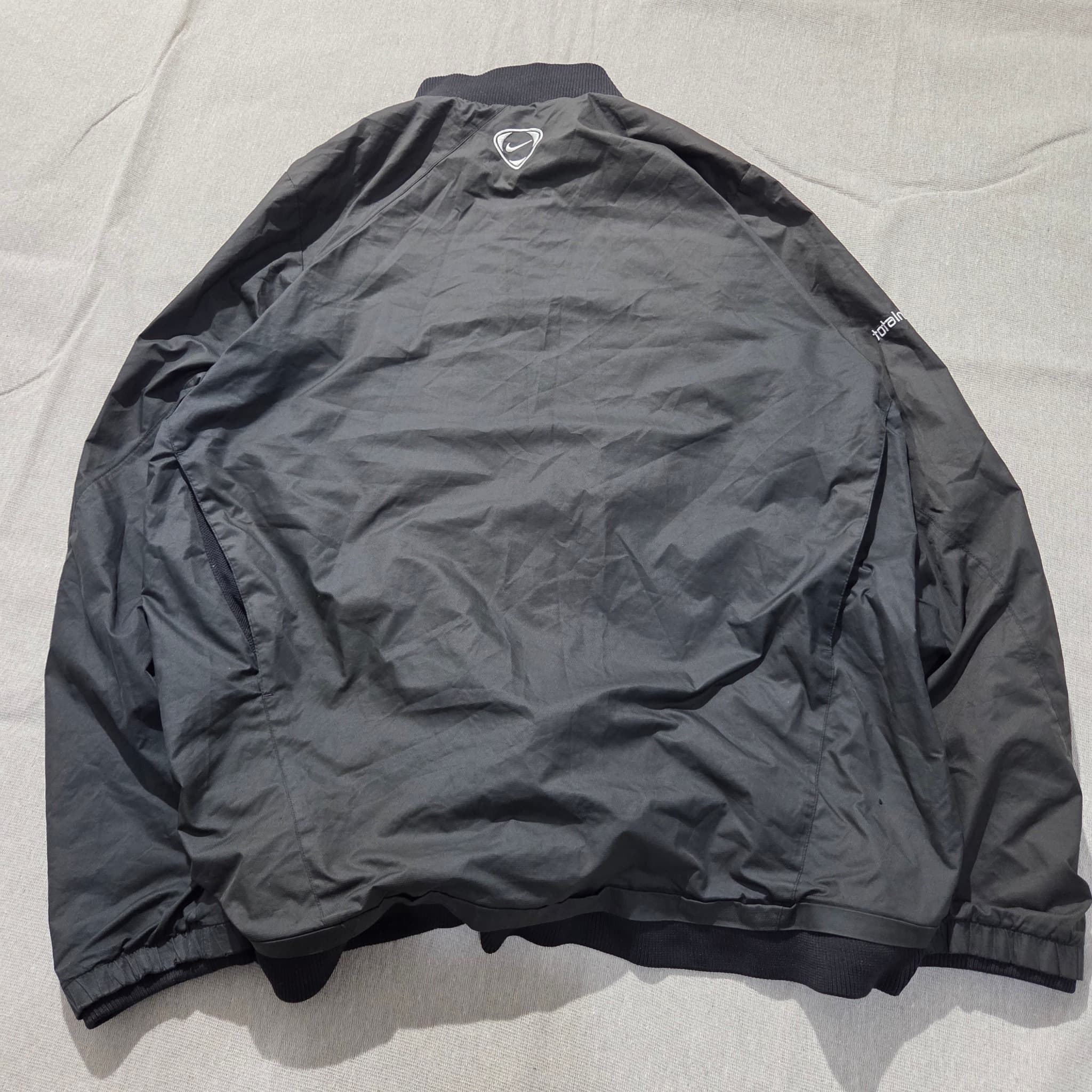 Nike Total 90 Storm-FIT Full Zip Windbreaker Jacket Black — photo 6 of 14