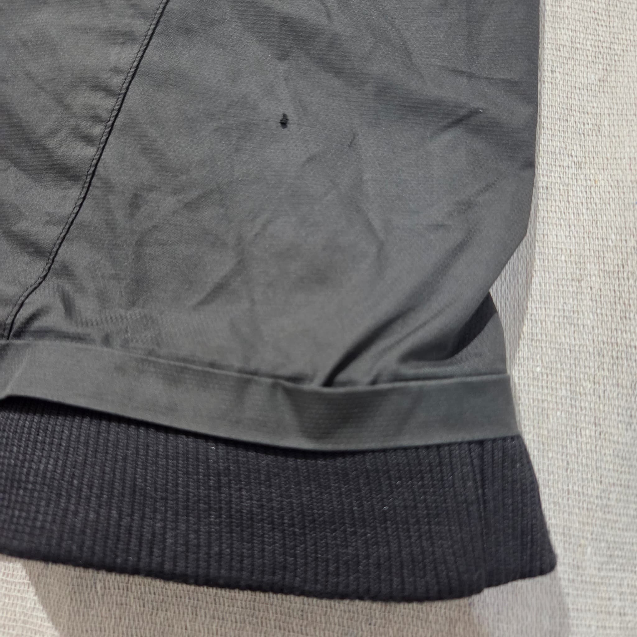 Nike Total 90 Storm-FIT Full Zip Windbreaker Jacket Black — photo 11 of 14