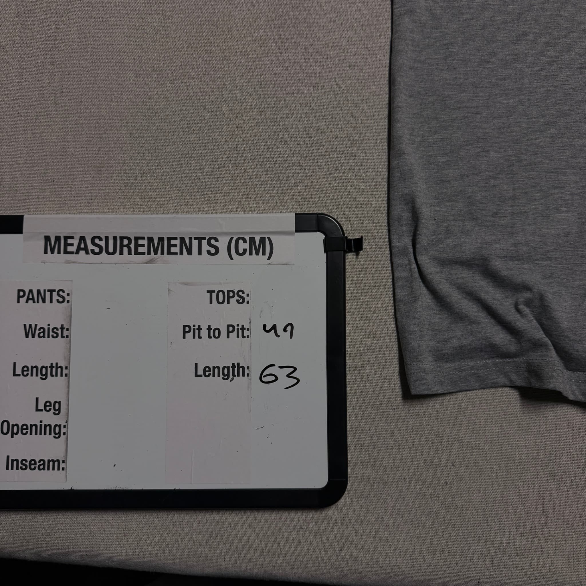 Nike Vintage Grey V-Neck Sleeveless Tank Top — photo 6 of 6