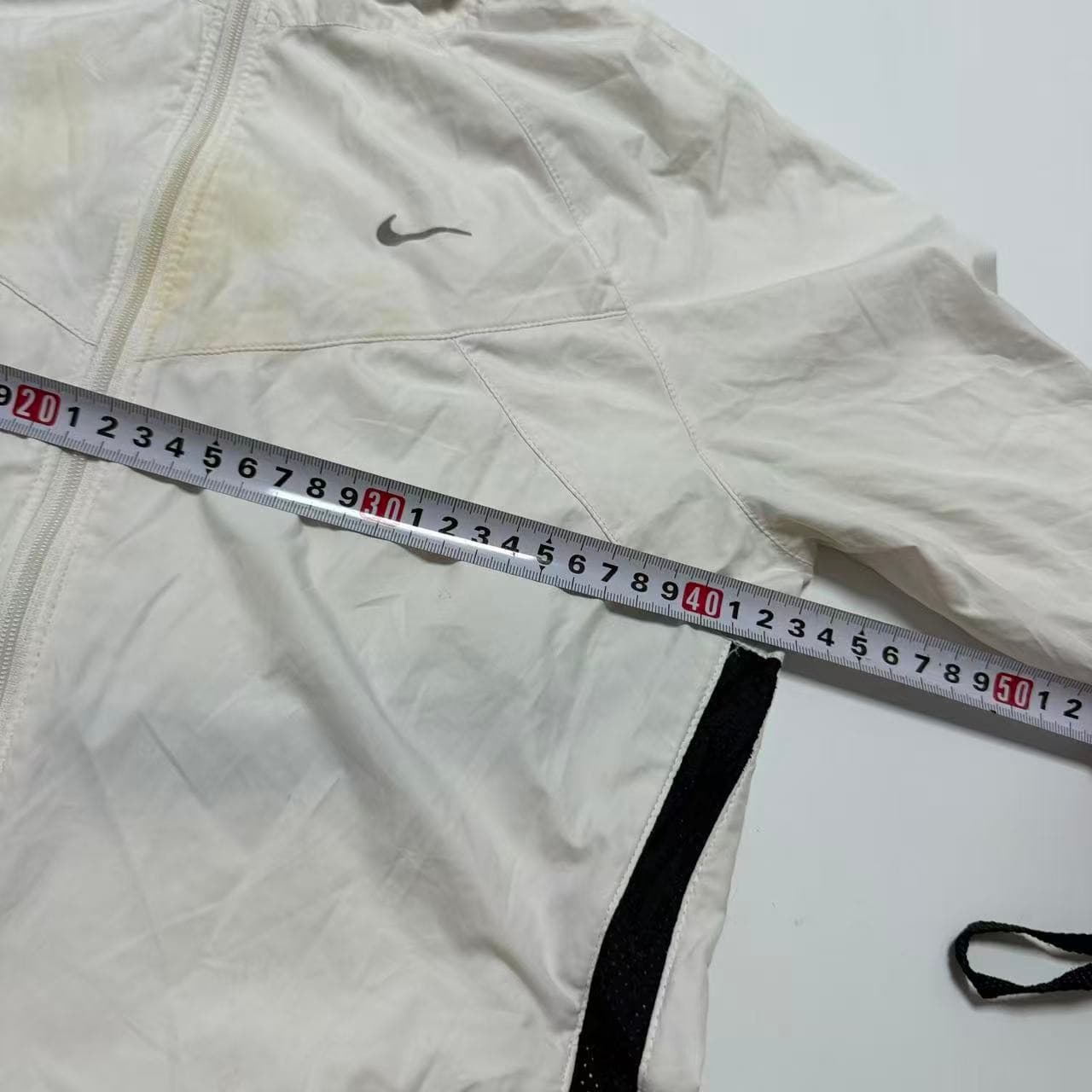 Nike Y2K Lightweight Full-Zip Windbreaker Jacket White — photo 3 of 6