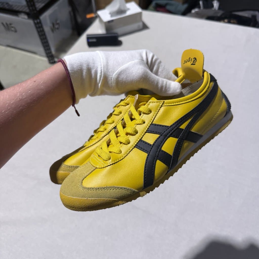 Onitsuka Tiger Mexico 66 Sneakers Yellow Black US 7 / EU 40 — photo 3 of 8