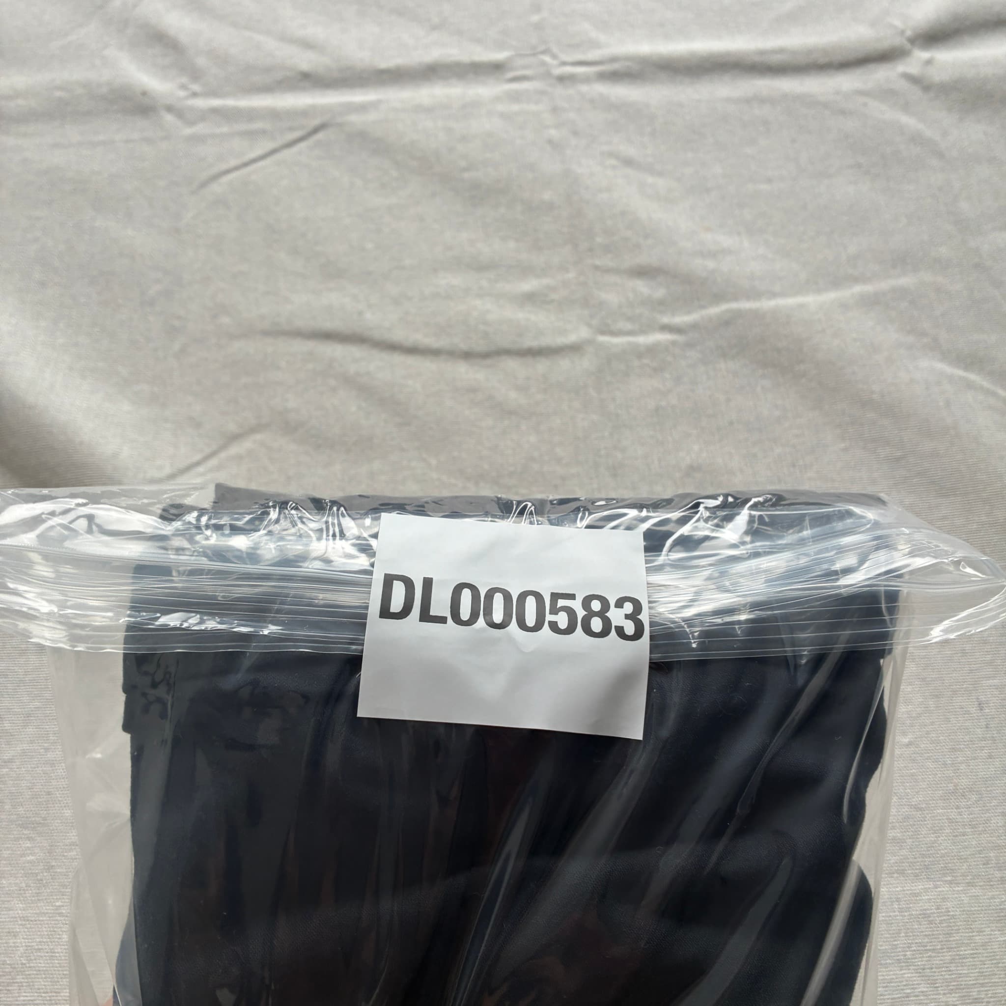 Uniqlo Black Cargo Pants Utility Trousers Size L — photo 11 of 11