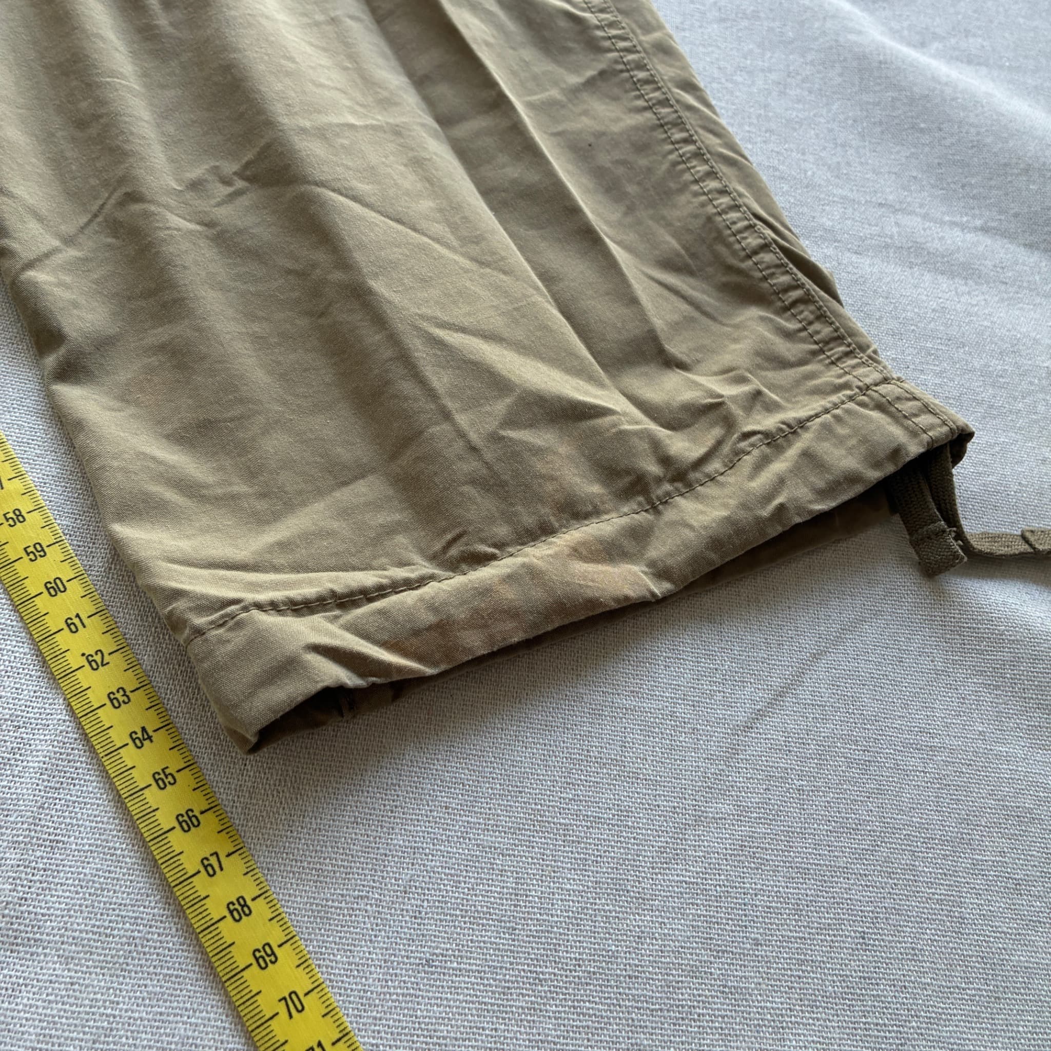 Uniqlo Tan Cargo Pants Elastic Waist Drawstring Hem Size S — photo 8 of 11