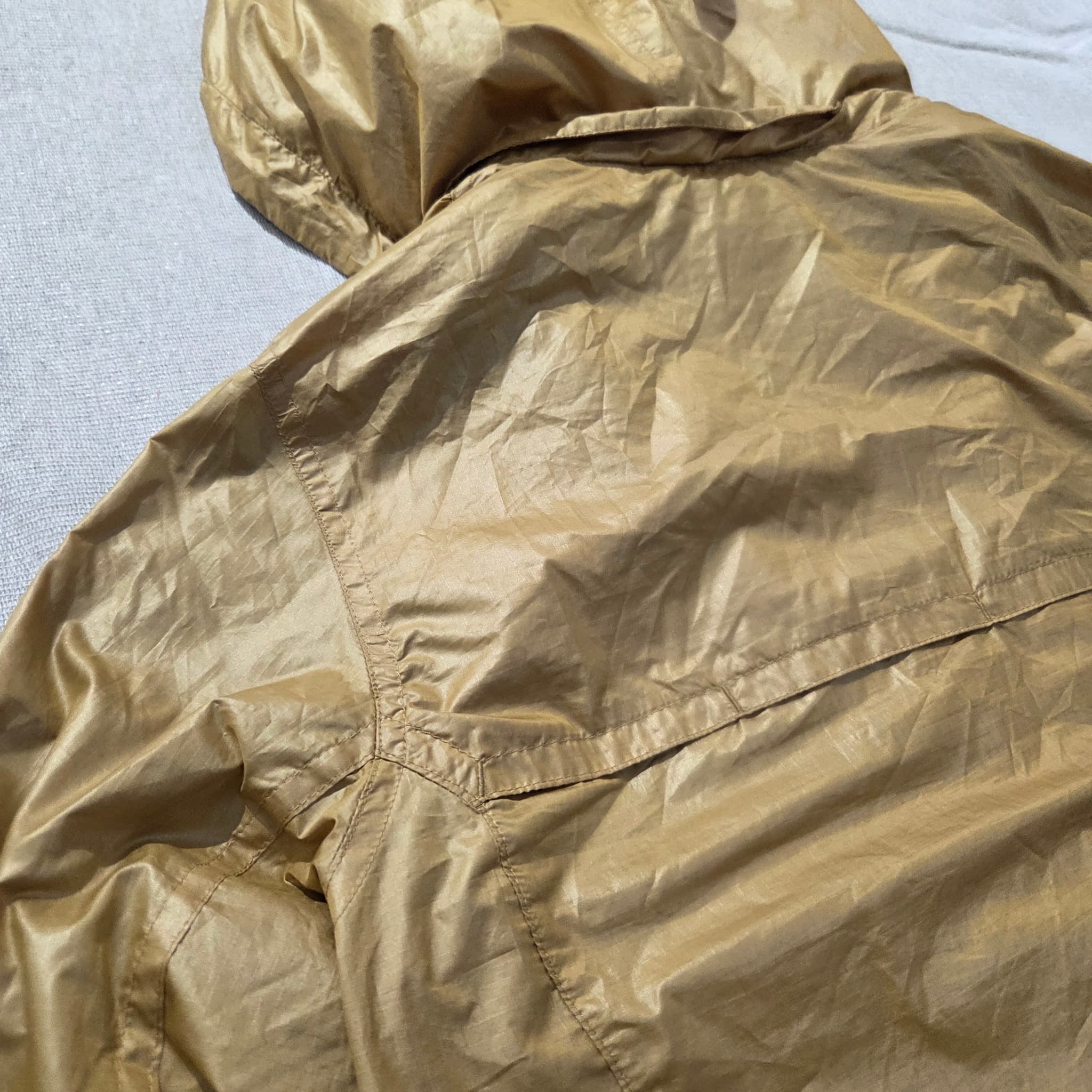 Vintage 2000s Adidas Gold Metallic Windbreaker Jacket — photo 9 of 10
