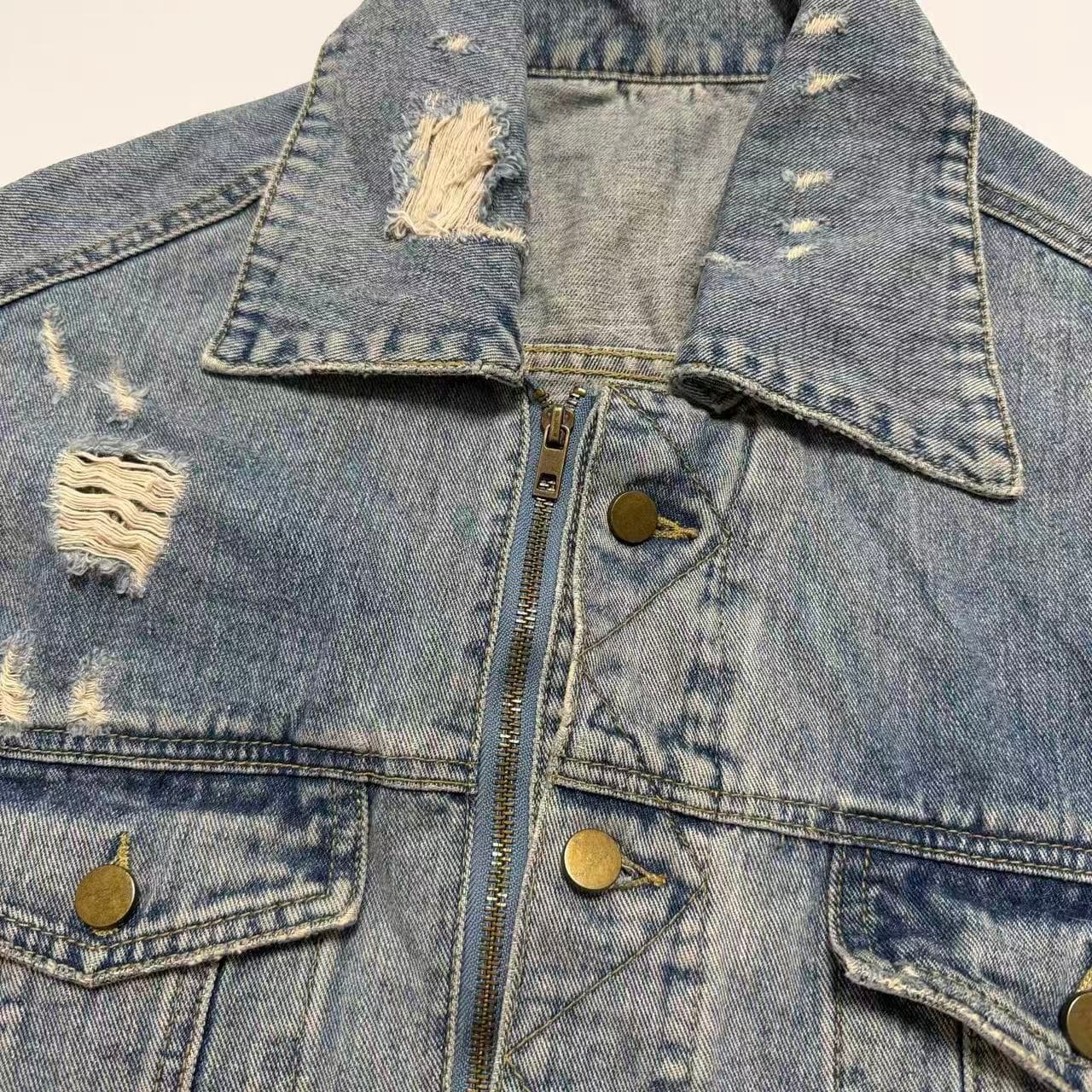 Vintage 2000s Distressed Oversized Denim Jacket — photo 4 of 8