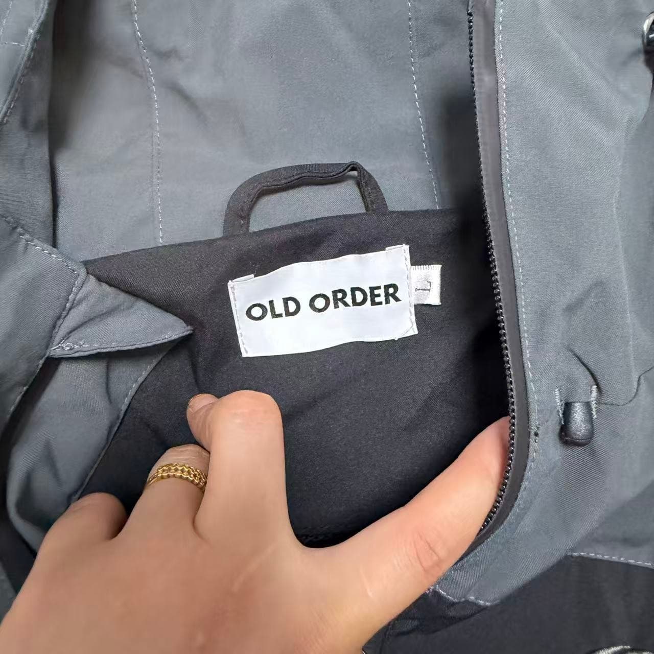 Vintage 2000s Release Oakley Technical Shell Jacket — photo 2 of 7