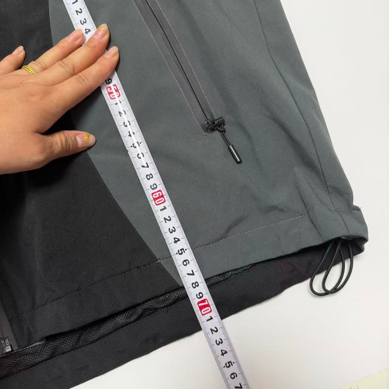 Vintage 2000s Release Oakley Technical Shell Jacket — photo 4 of 7