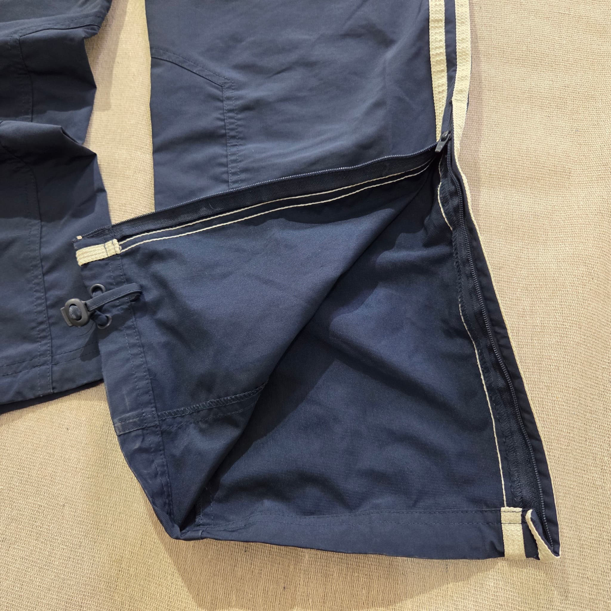 Vintage Adidas Navy Blue Technical Track Pants — photo 10 of 12