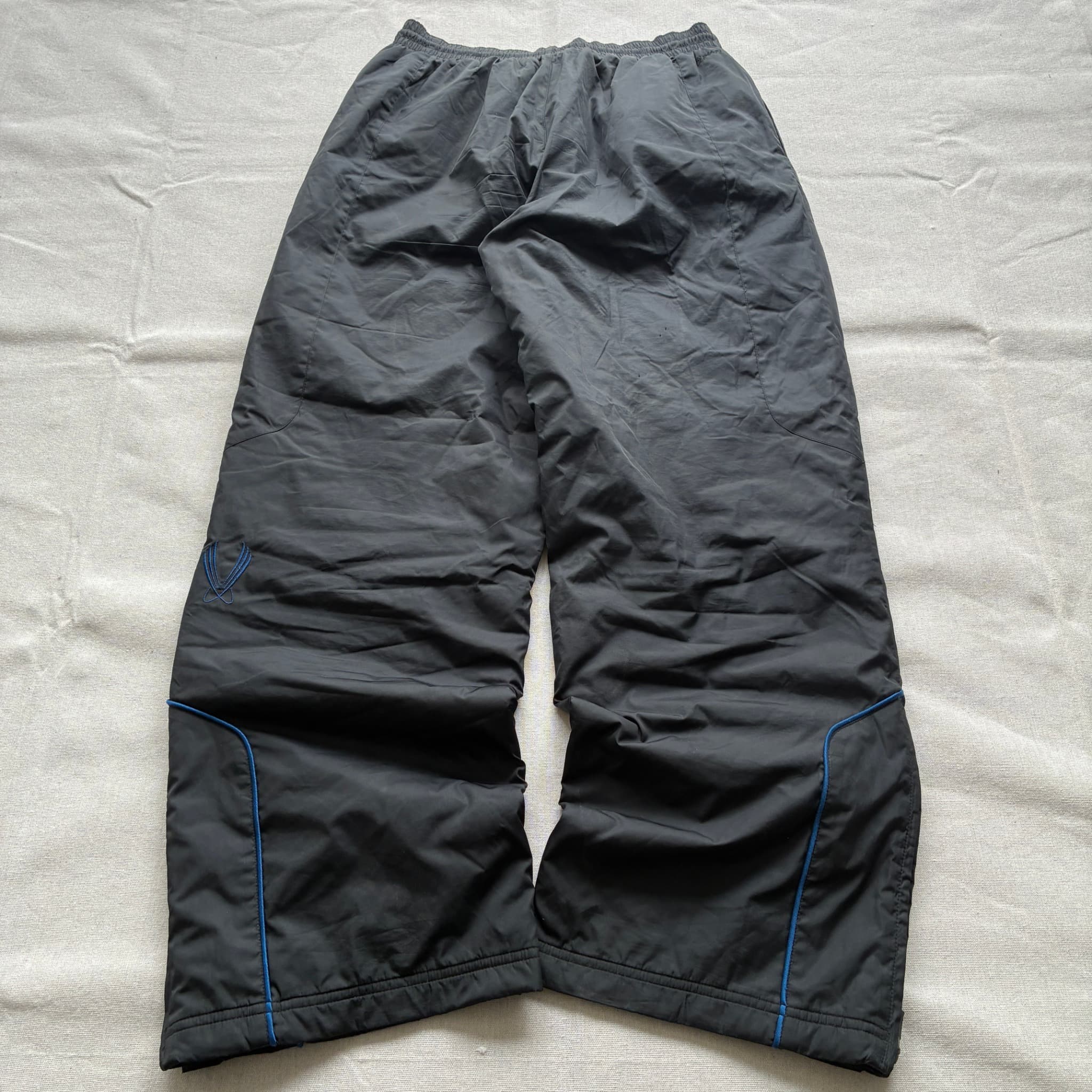 Vintage Nike Clima-Fit Nylon Track Pants Black Blue Knee Vents XL — photo 3 of 6